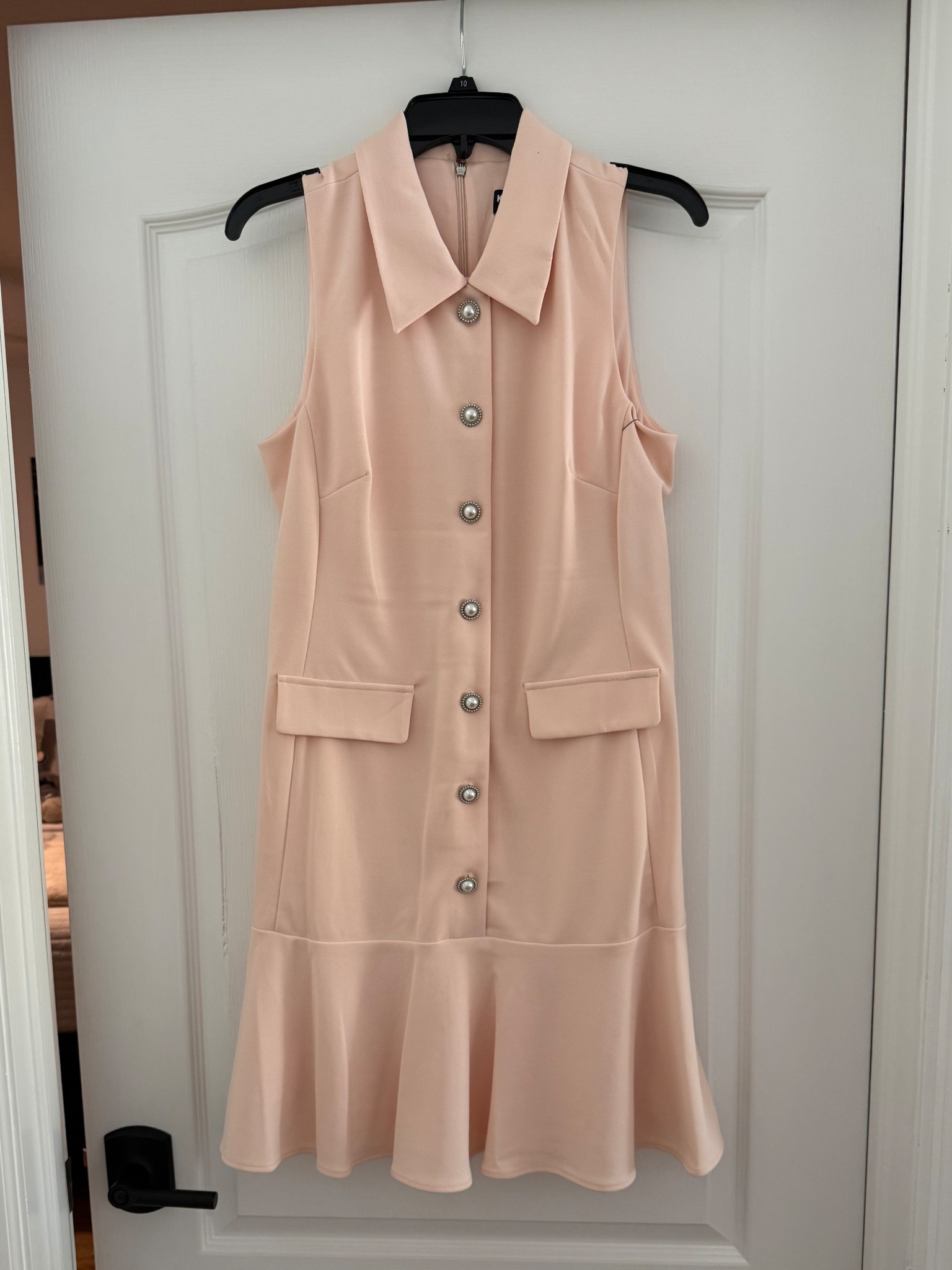 If you haven’t tried a Karl Lagerfeld dress before, you are missing out! They are of great quality and such a great style! The details are exquisite and they are sold in so many locations! Do not miss your chance at a great piece! 

#LTKgrwm #LTKootd #LTKWorkwear