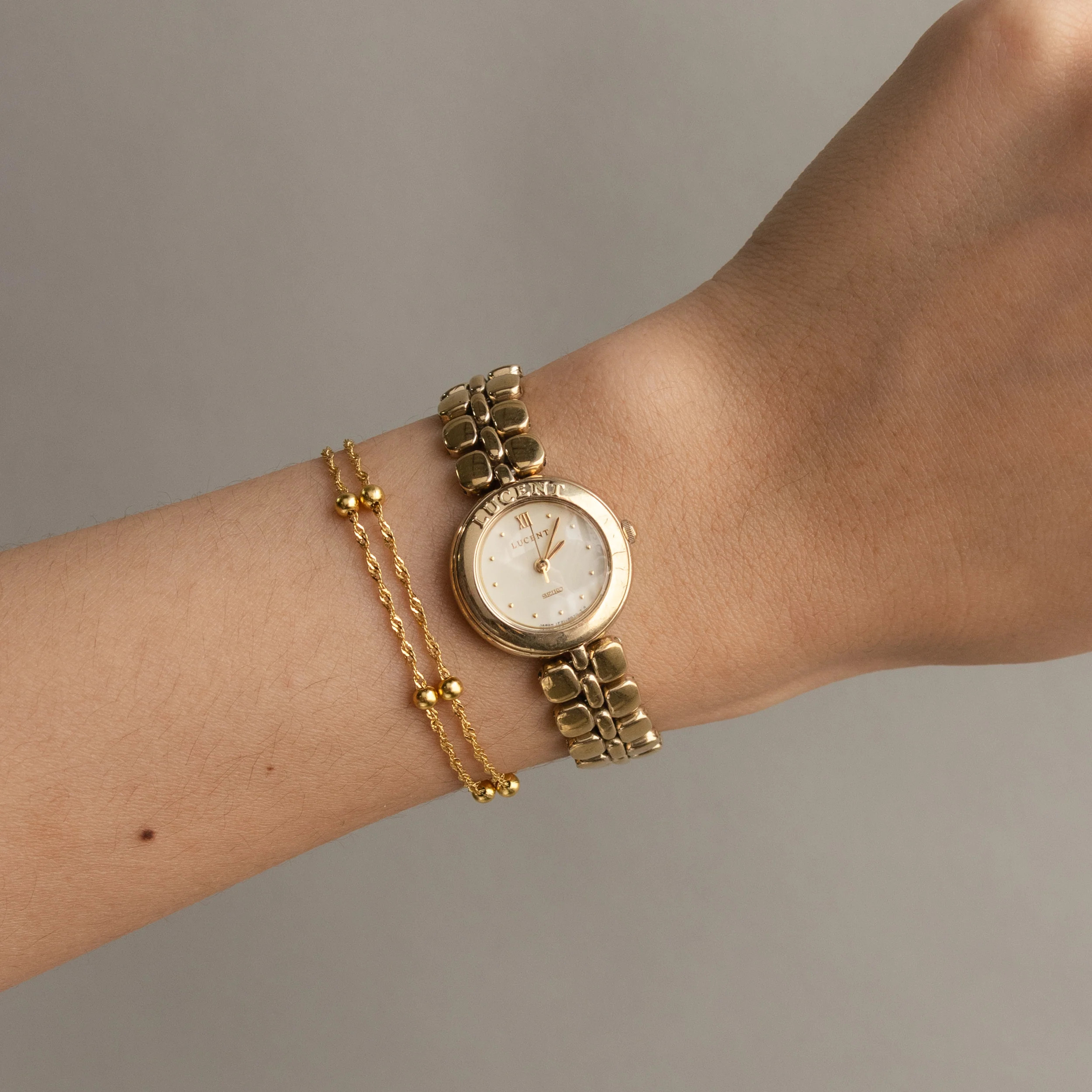 Vintage Seiko Lucent Gold Watch | Caitlyn Minimalist