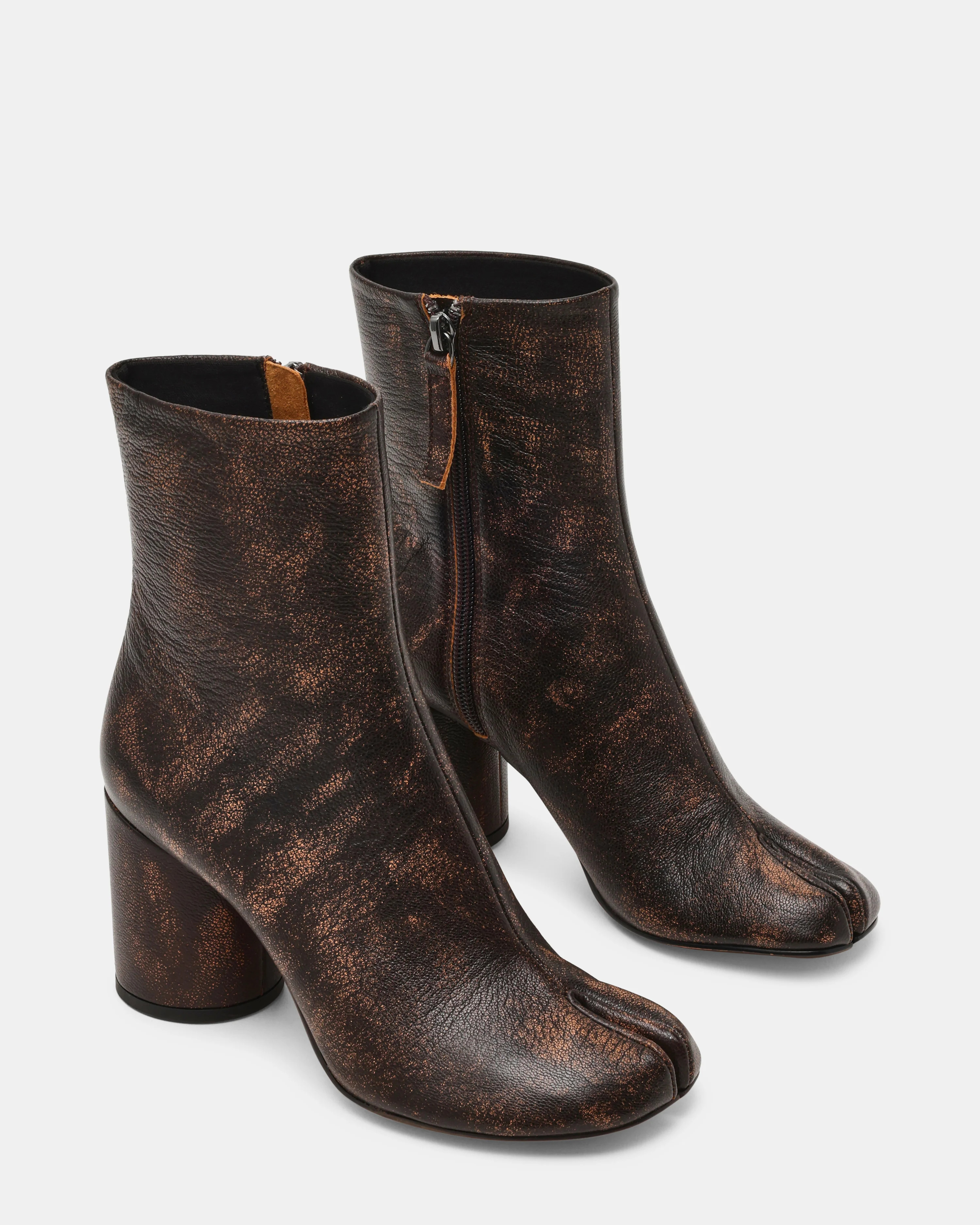 CARO Brown Distressed Tabi Split-Toe Block Heel Women's Ankle Boot | Steve Madden (US)