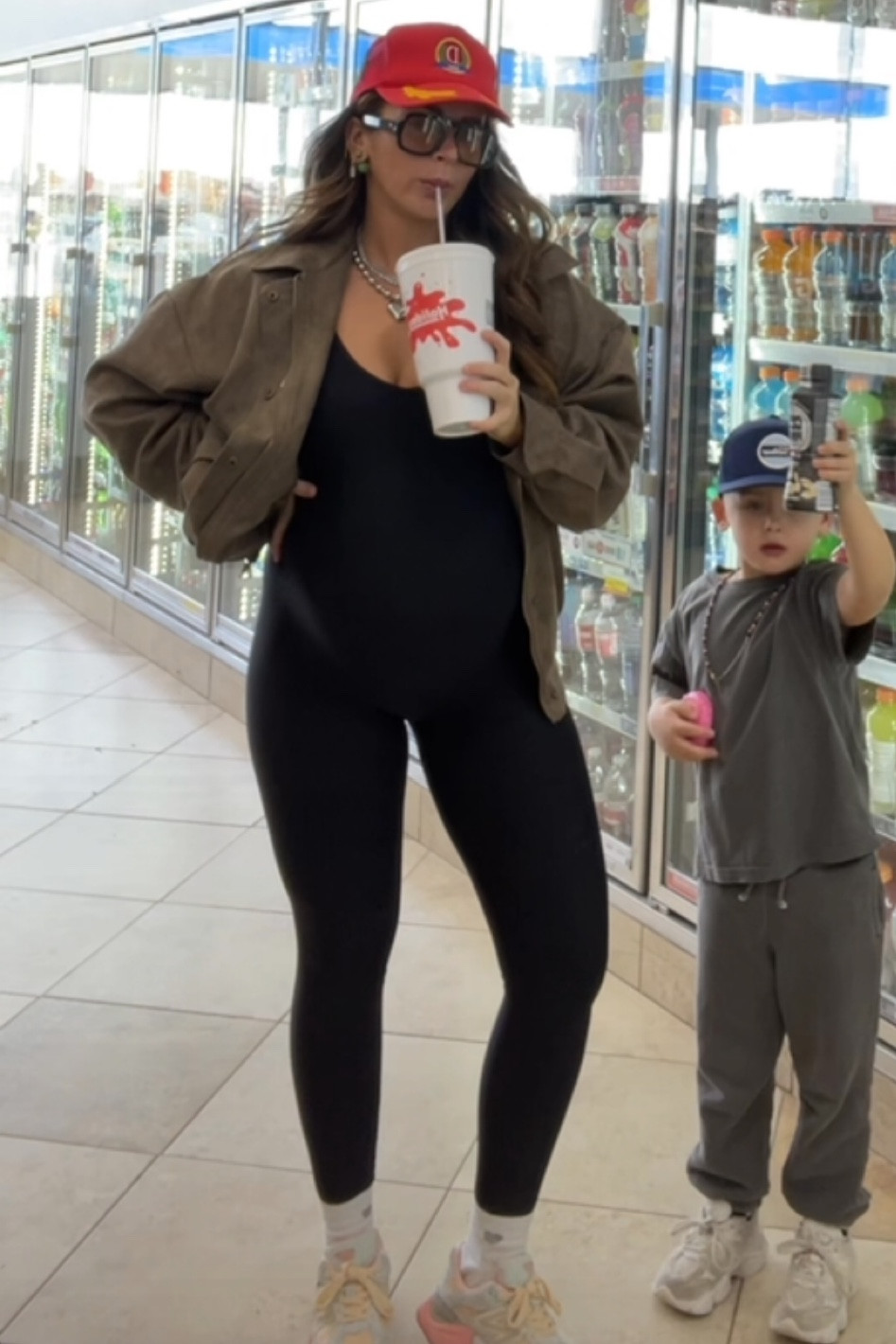 Wearing size small !!!