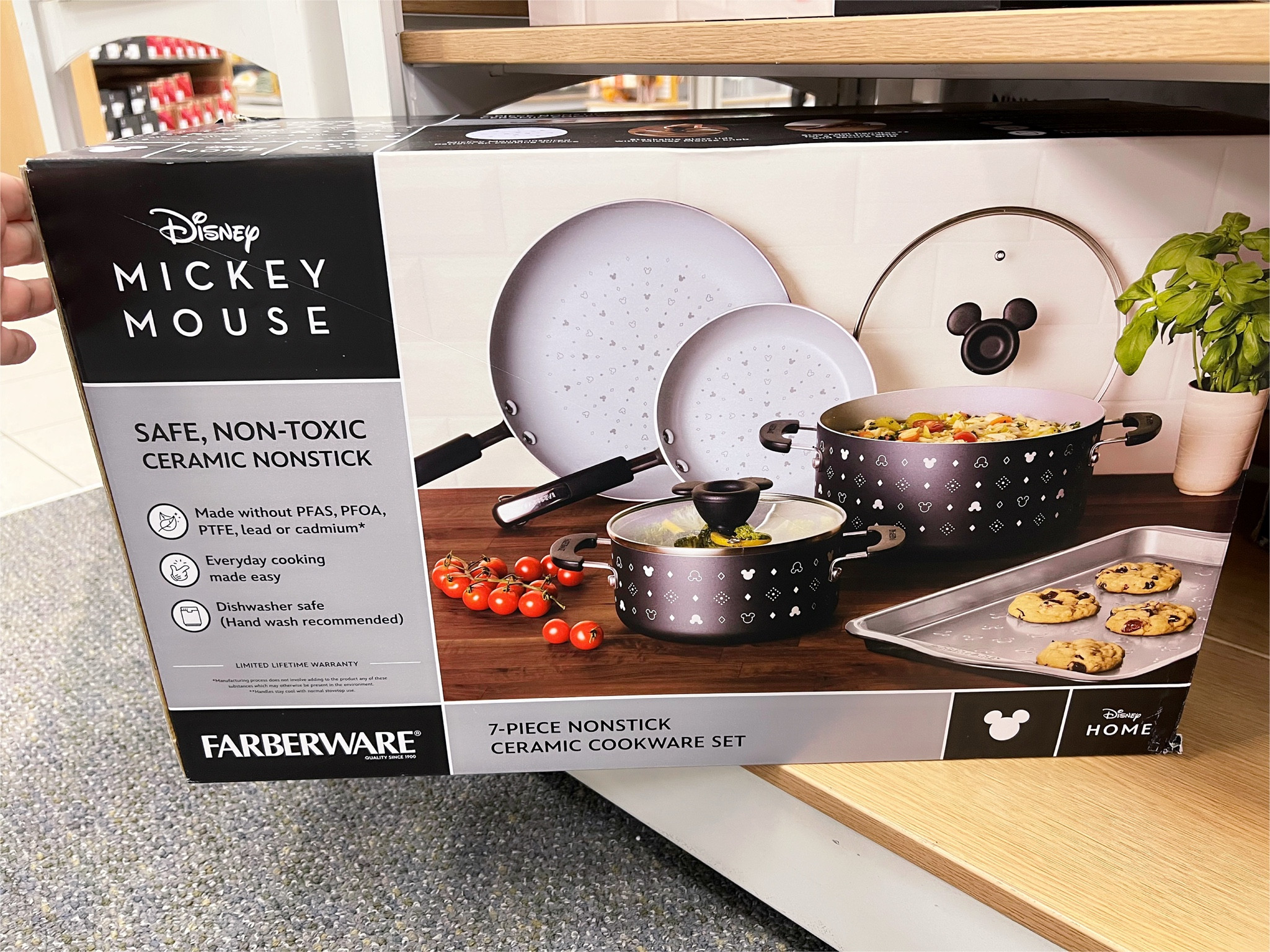 #disney #mickeymouse #kitchen #kohls

#LTKHome #LTKSeasonal