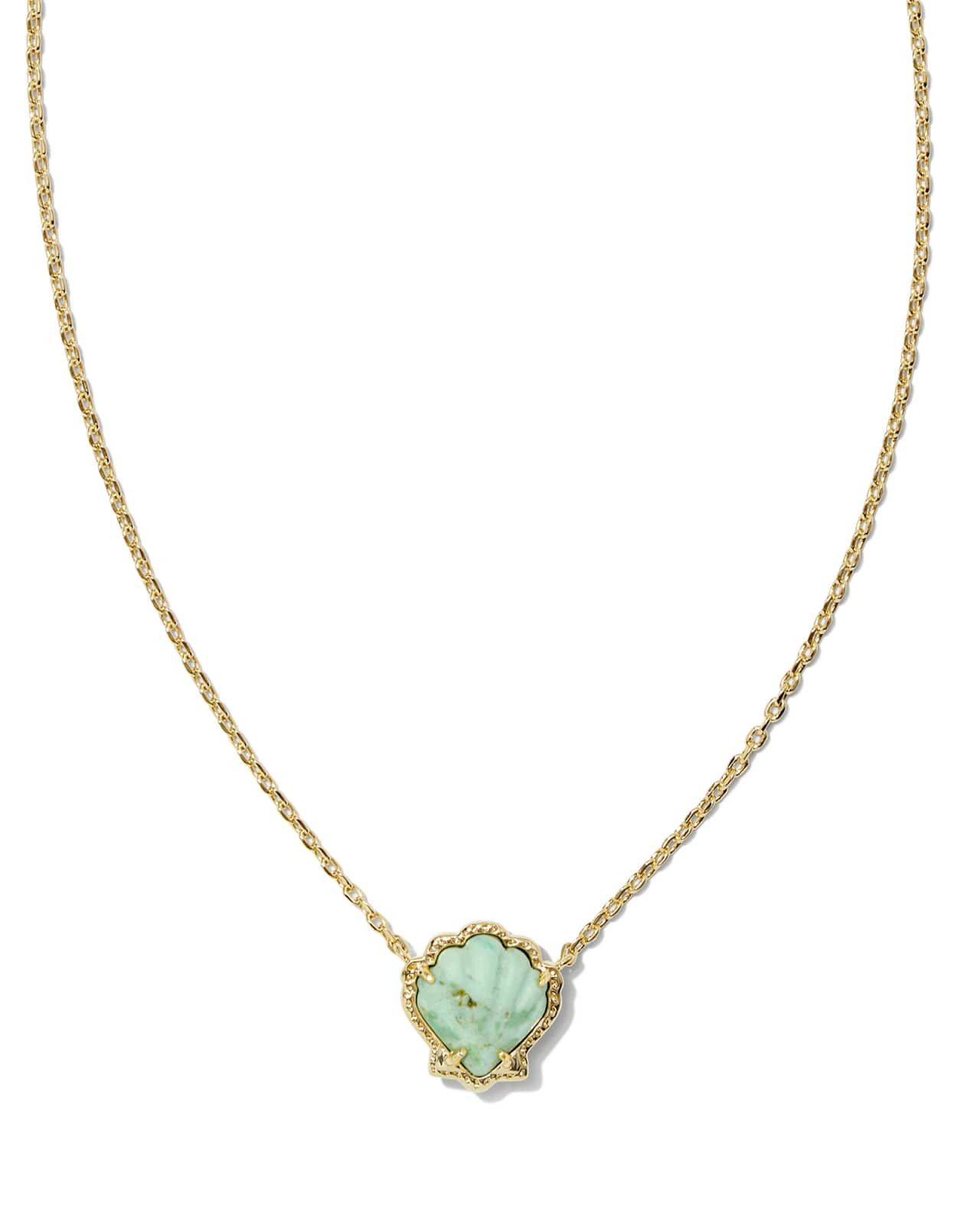 Brynne Gold Shell Short Pendant Necklace in Ivory Mother-of-Pearl | Kendra Scott | Kendra Scott