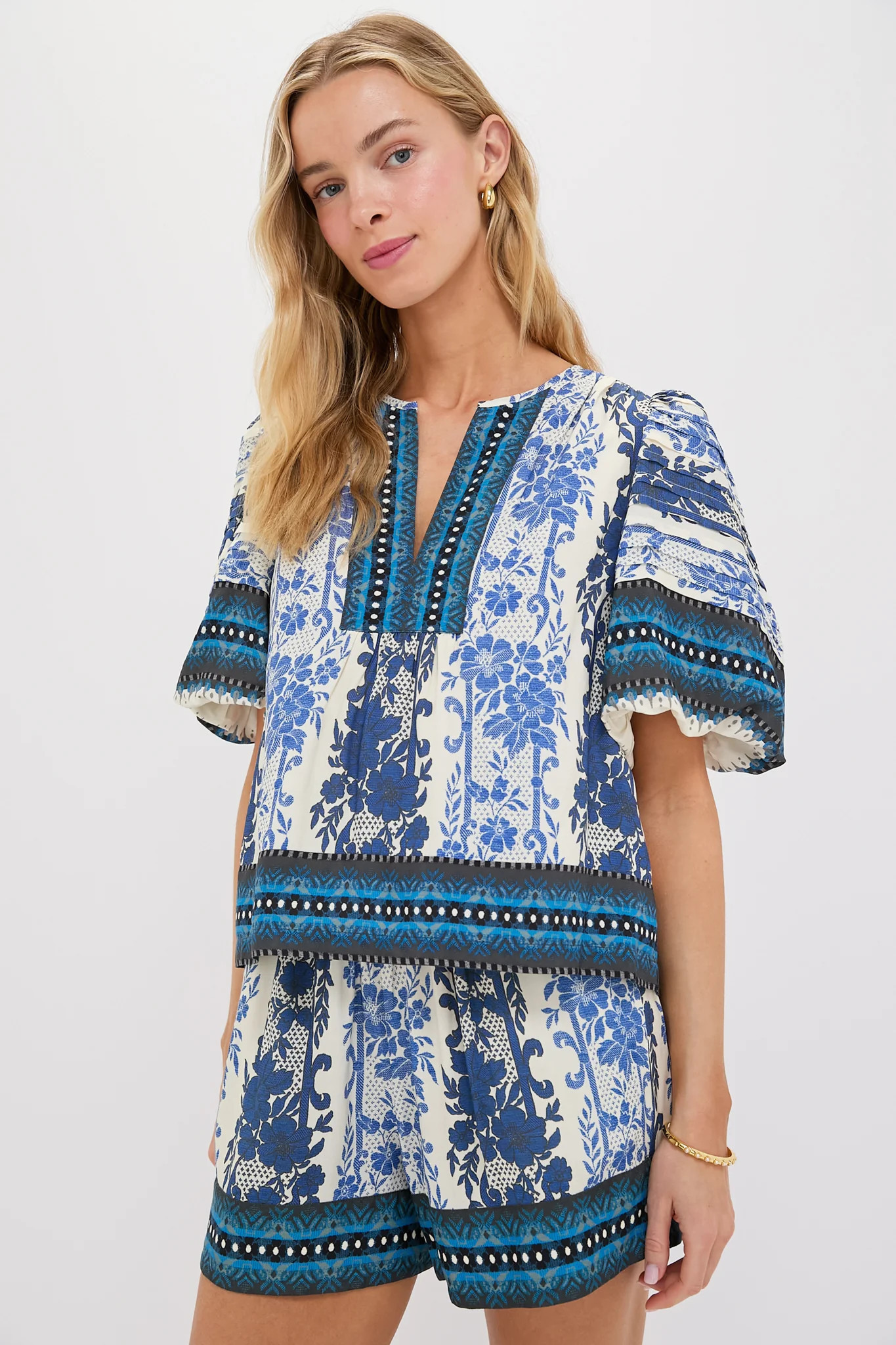Bondi Blues Viscose Dina Blouse | Tuckernuck (US)