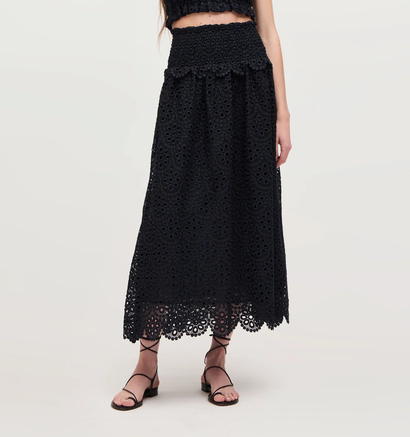 The Scallop Lace Delphine Nap Skirt | Hill House Home