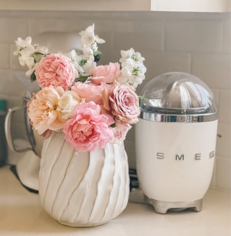 My Smeg citrus juicer is a must! I use it throughout the year to make lemon tea and lemonade! It’s also great for making orange juice if your favorite citrus juice! I highly recommend it. It’ll make a great Mother’s Day gift or Father’s Day present! Wedding gift or birthday present too!! 💖 

#LTKhome #LTKparties