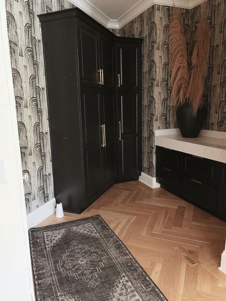 Mudroom decor, mudroom rug