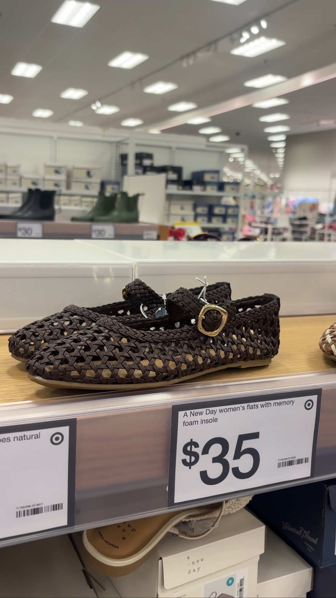 these new flats are so cute from target & under $40!!!



brown flats. weave flats. target shoes


#LTKshoecrush