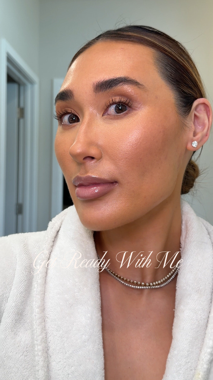 Get Ready With Me

#LTKgrwm #LTKBeauty #LTKmorningroutine