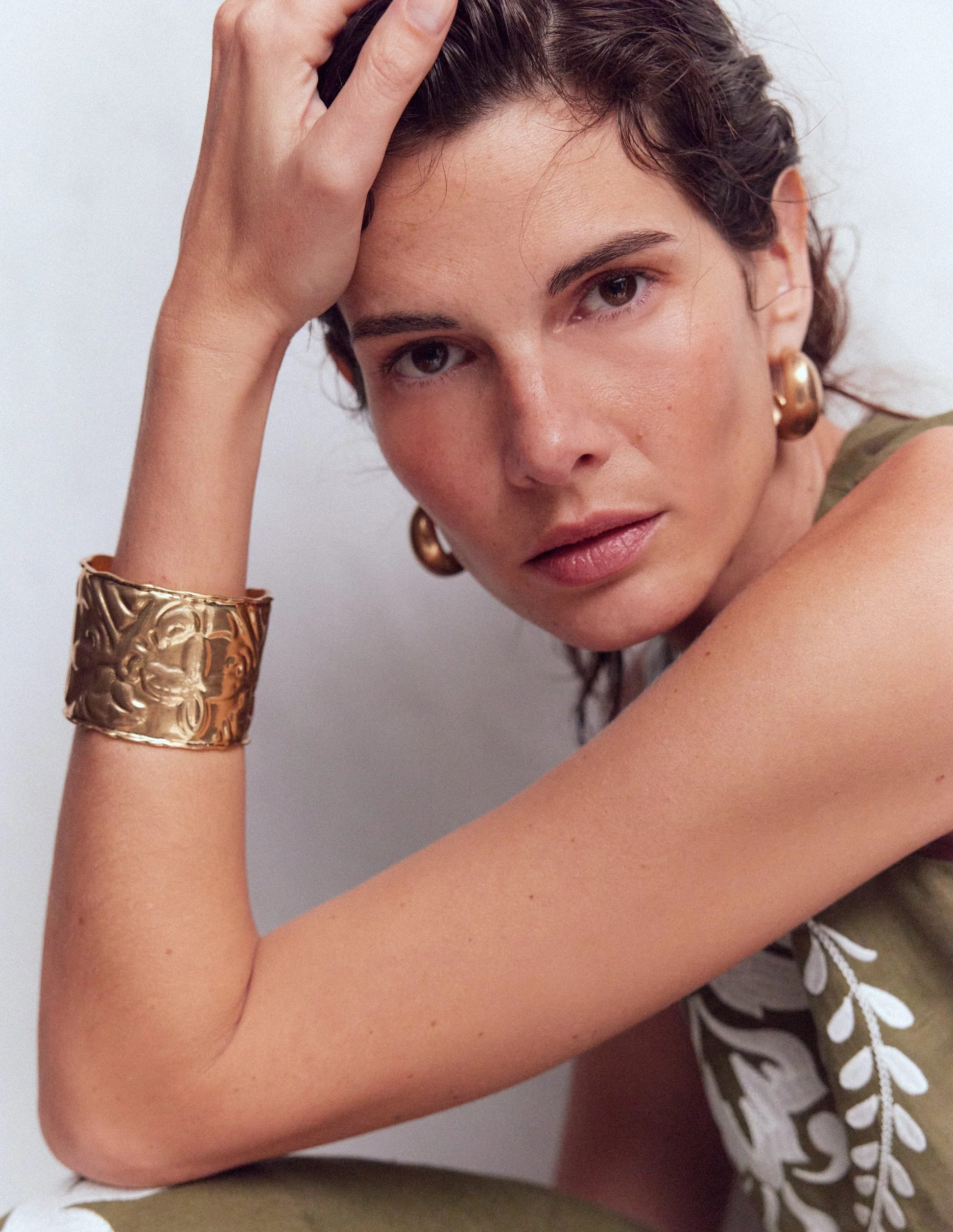 Heart Stamp Cuff Bracelet-Gold Colour | Boden UK