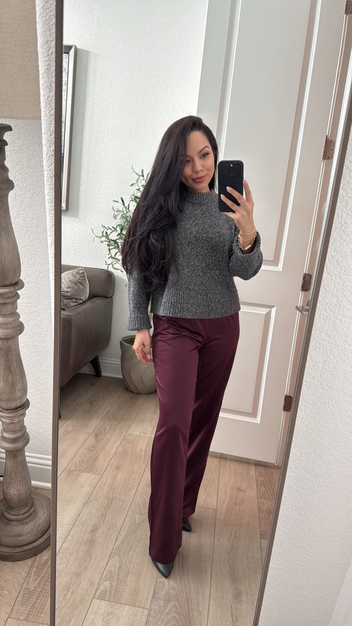 The coziest sweater and I want it in every color✨


#LTKootd