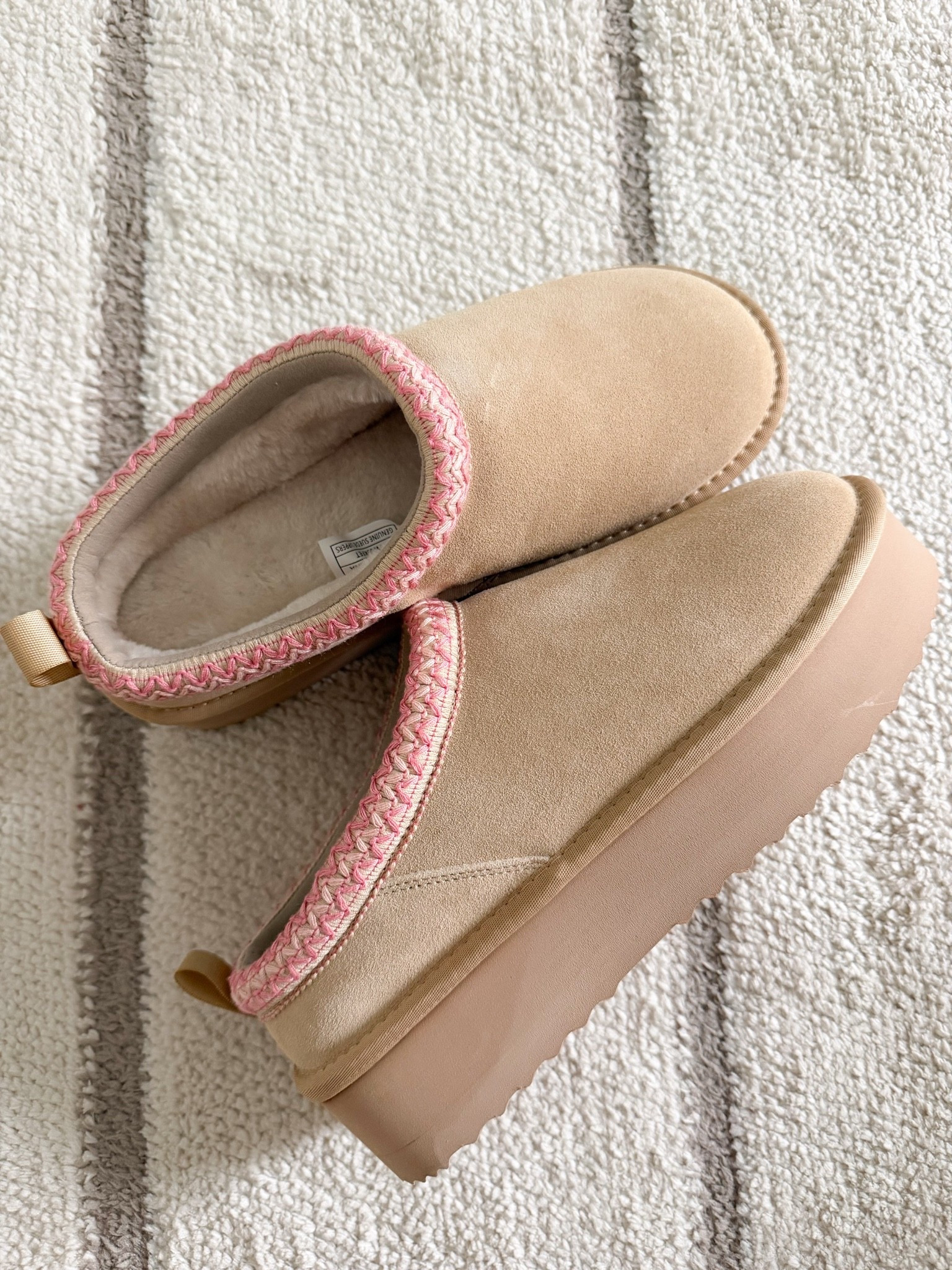 Designer inspired slippers that I will be wearing all fall long!

#LTKgrwm #LTKmomlife #LTKSeasonal