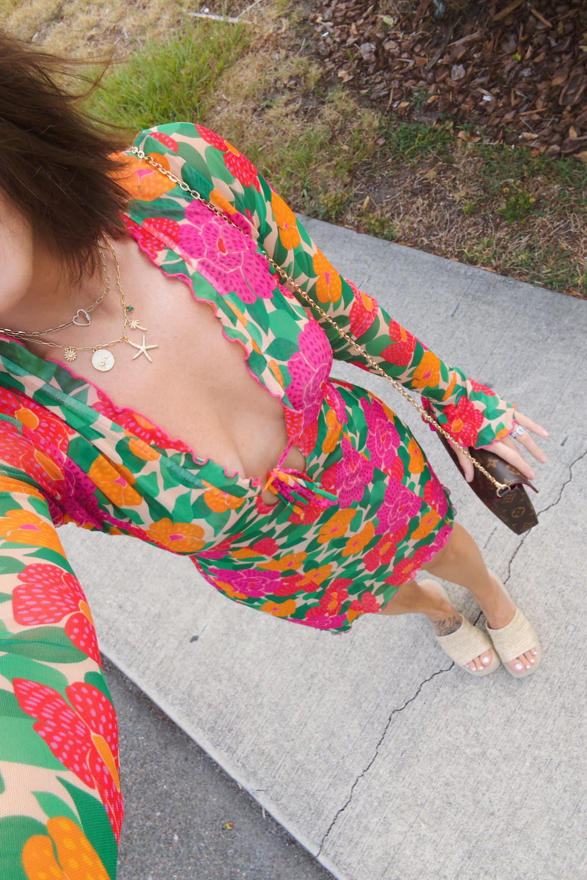 Summer dress slay. I size down in this brand and it’s so comfortable and flattering  

#LTKWedding #LTKFindsUnder100 #LTKStyleTip