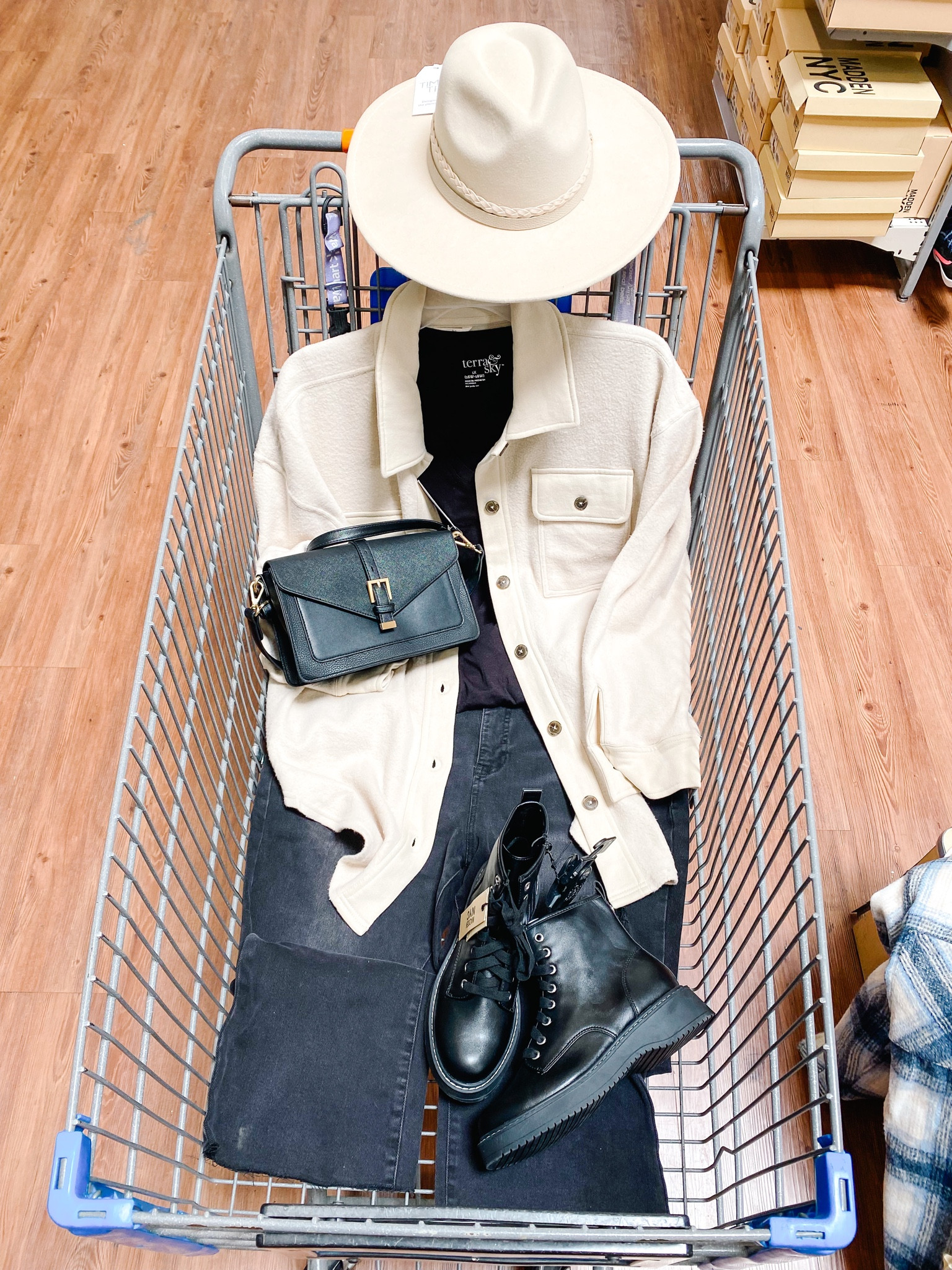 Plus size ootd 

#LTKSeasonal #LTKstyletip #LTKworkwear