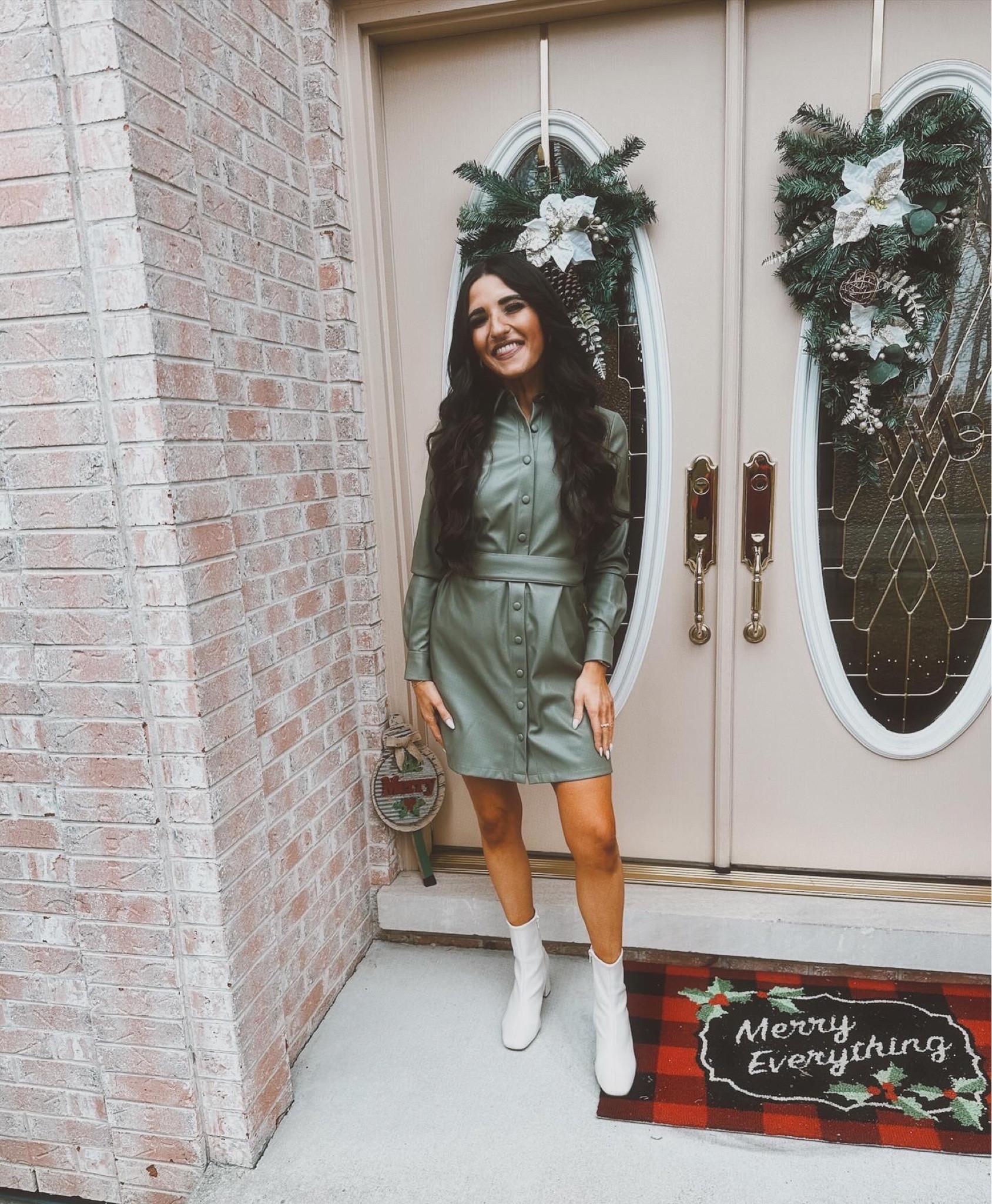 Size down for dress, I’m wearing the XXS! 

#LTKstyletip #LTKHoliday #LTKsalealert