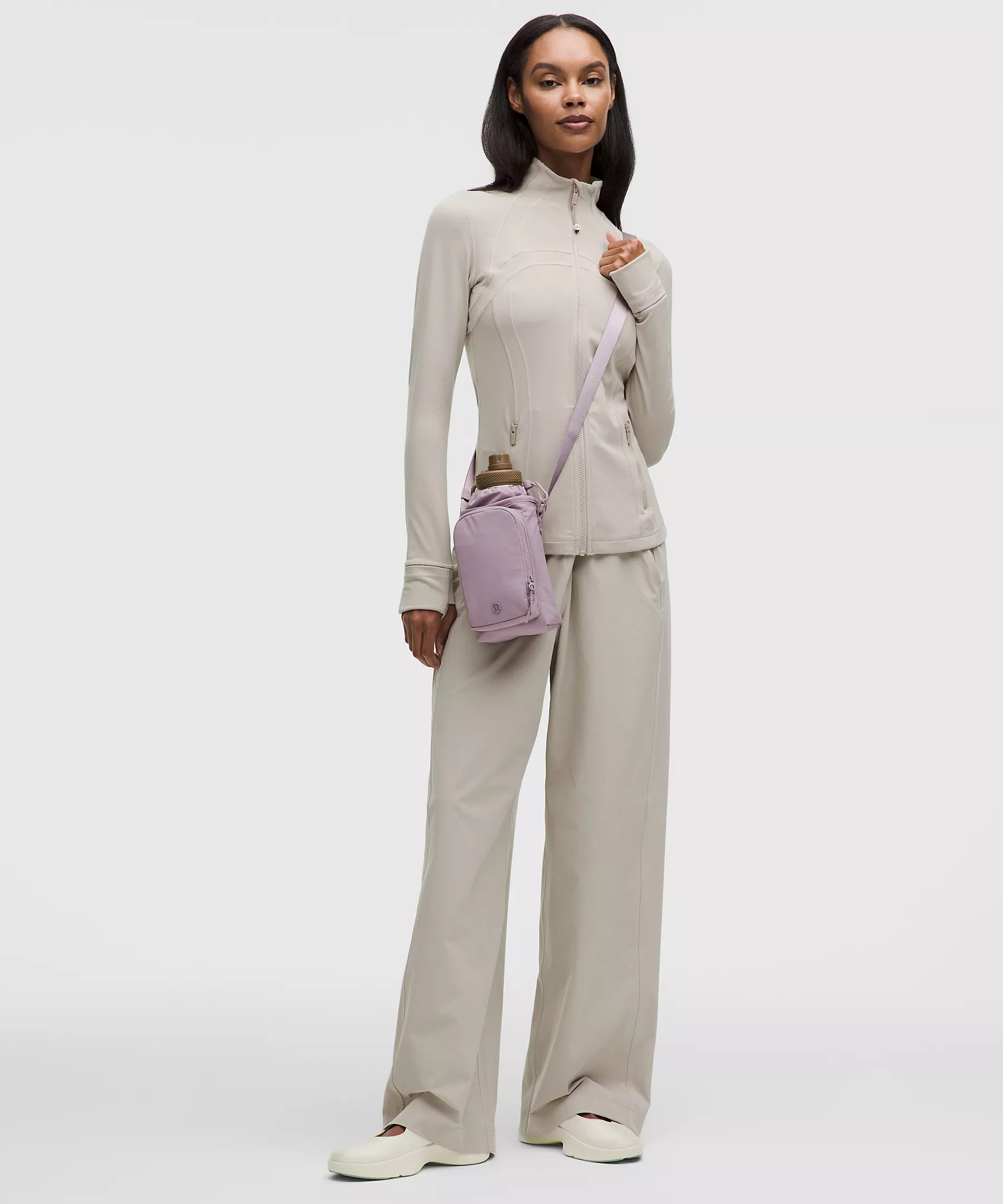 Water Bottle Crossbody with Front Pocket 2L | Lululemon (US)