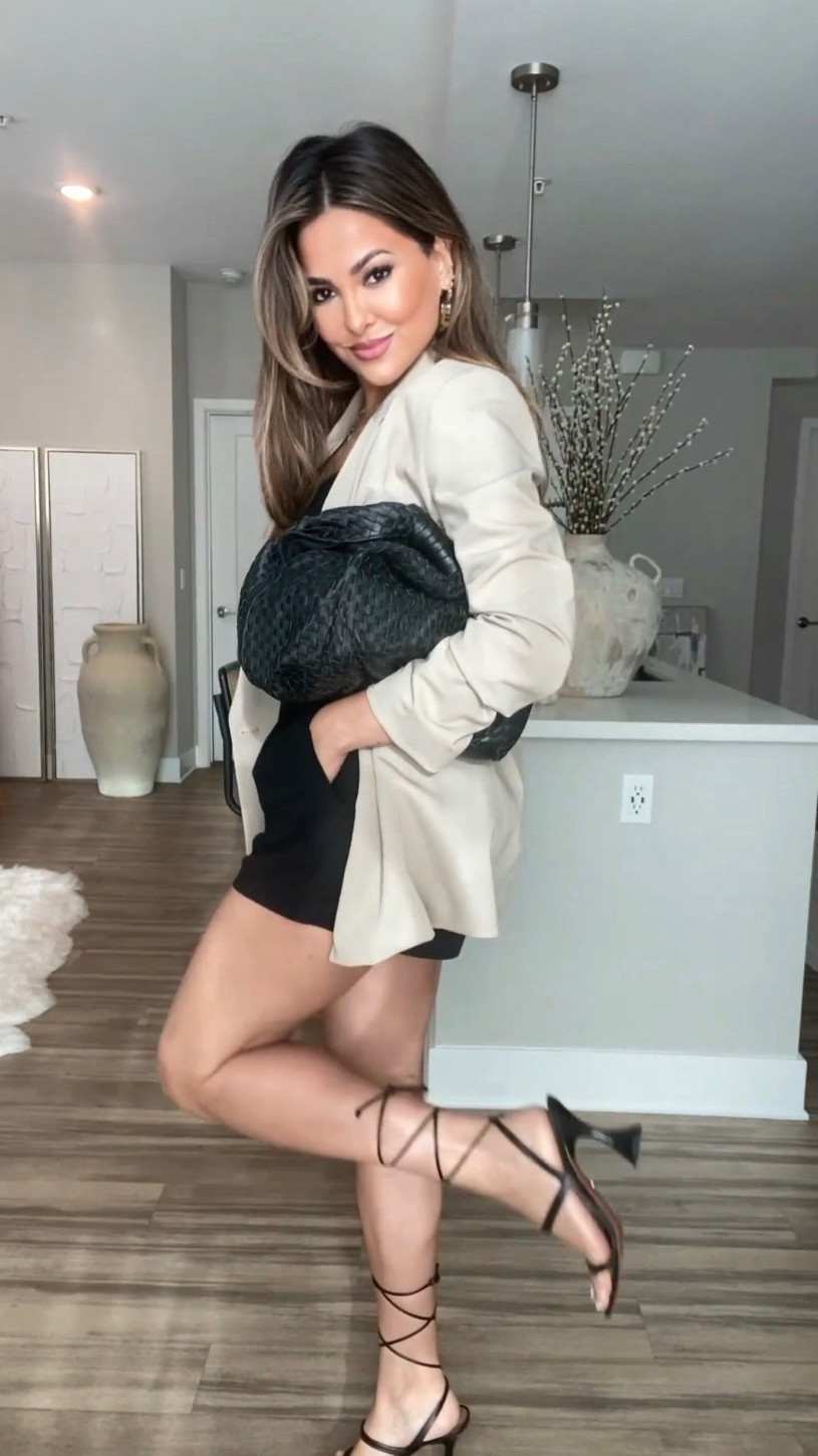 Styling your go-to knit cutout bodysuit for a flawless look ✨ #fashion #outfitinspo #getreadywithme #LinaNoory #NYC

#LTKdayinmylife #LTKgrwm #LTKootd