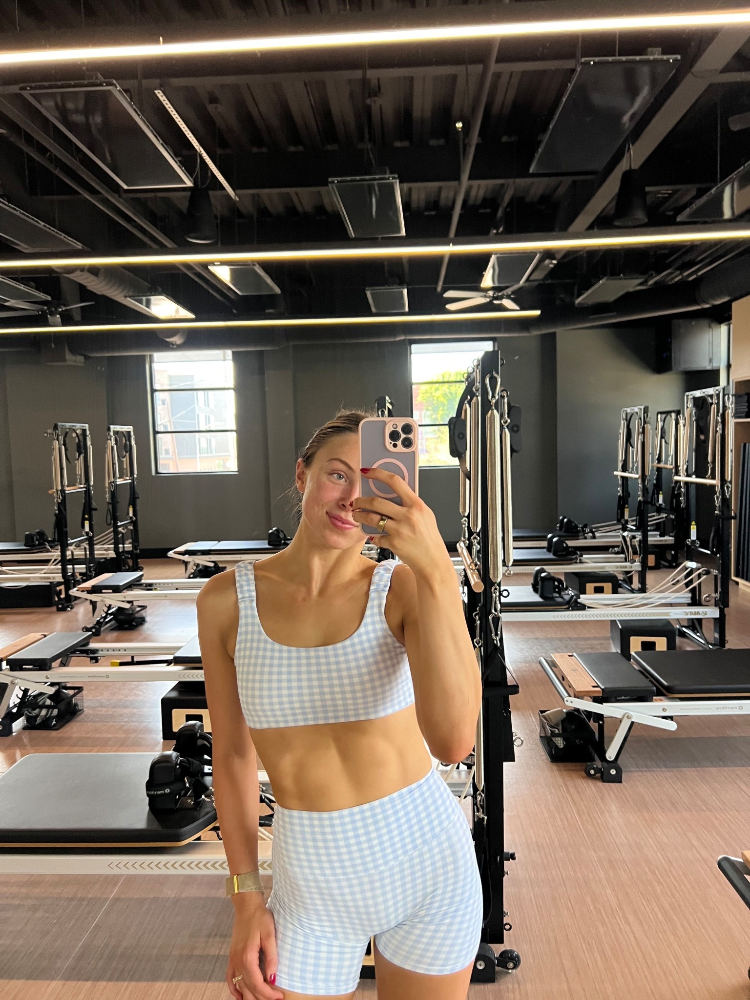 In love with this set! 💙🤍

wearing size small in top and bottom 

#LTKBeauty #LTKActive #LTKTall