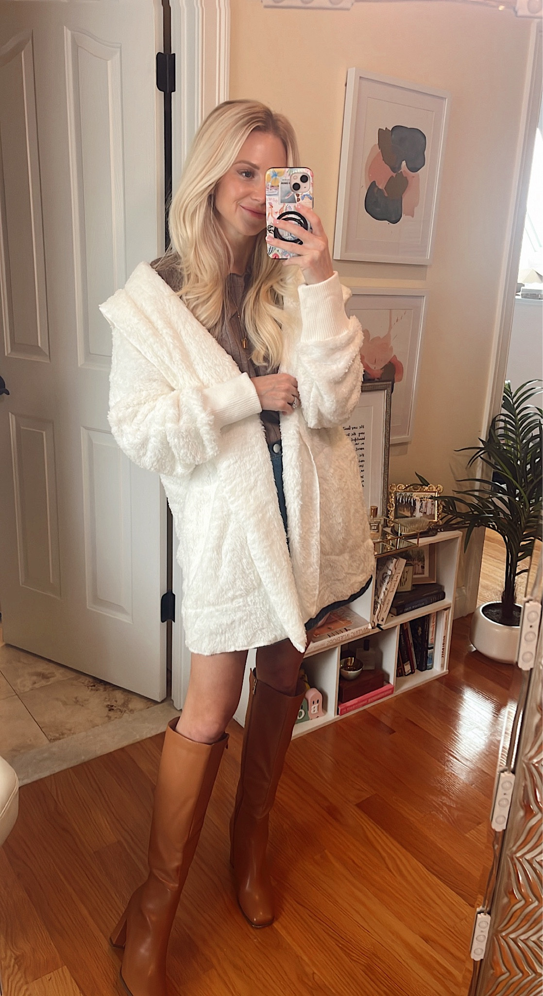 Oversized sweater jacket that literally feels like wearing a blanket. Truly so soft and cozy! 

#LTKFindsUnder50 #LTKHoliday #LTKSaleAlert