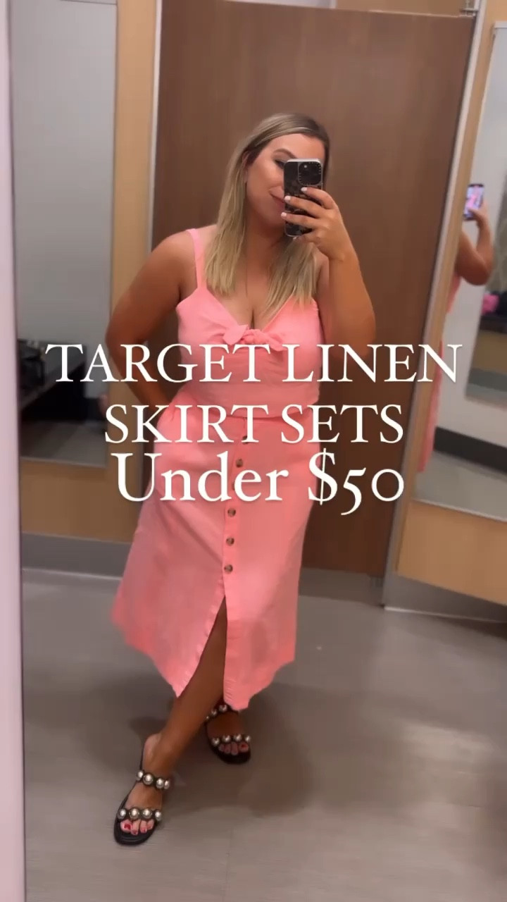 Target linen skirt sets! These would be perfect for a brunch, a weekend day date and of course vaca!!


Wearing a size medium skirt, and large top 



Midsize style
Target style
Target fashion
Target spring
Linen sets
Skirt sets 
Vacation outfits
Spring break outfits
Spring break style
Beach outfits 



#LTKunder50 #LTKFind #LTKSeasonal