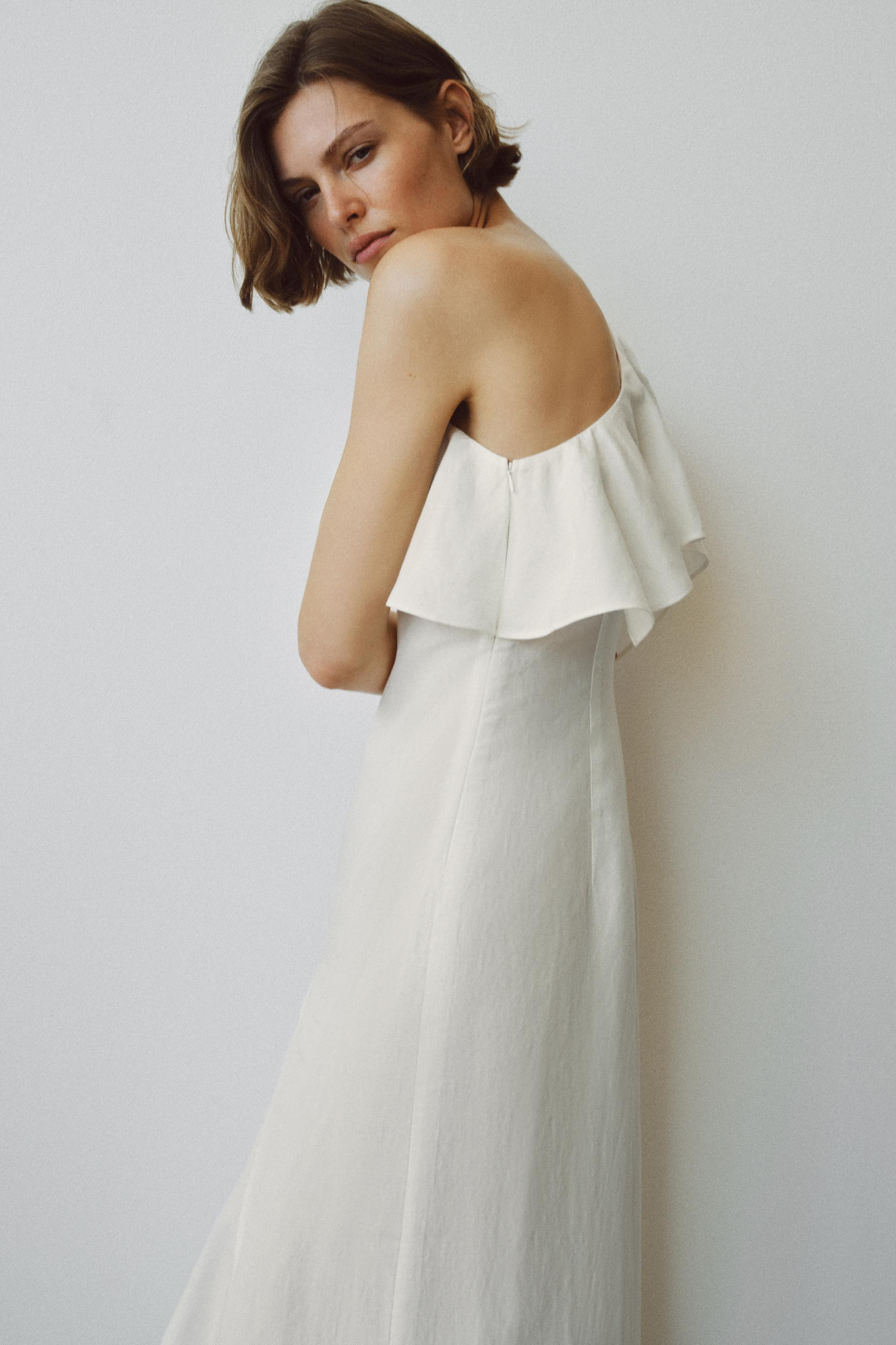VESTITO ASIMMETRICO VOLANT LINO ZW COLLECTION | Zara IT
