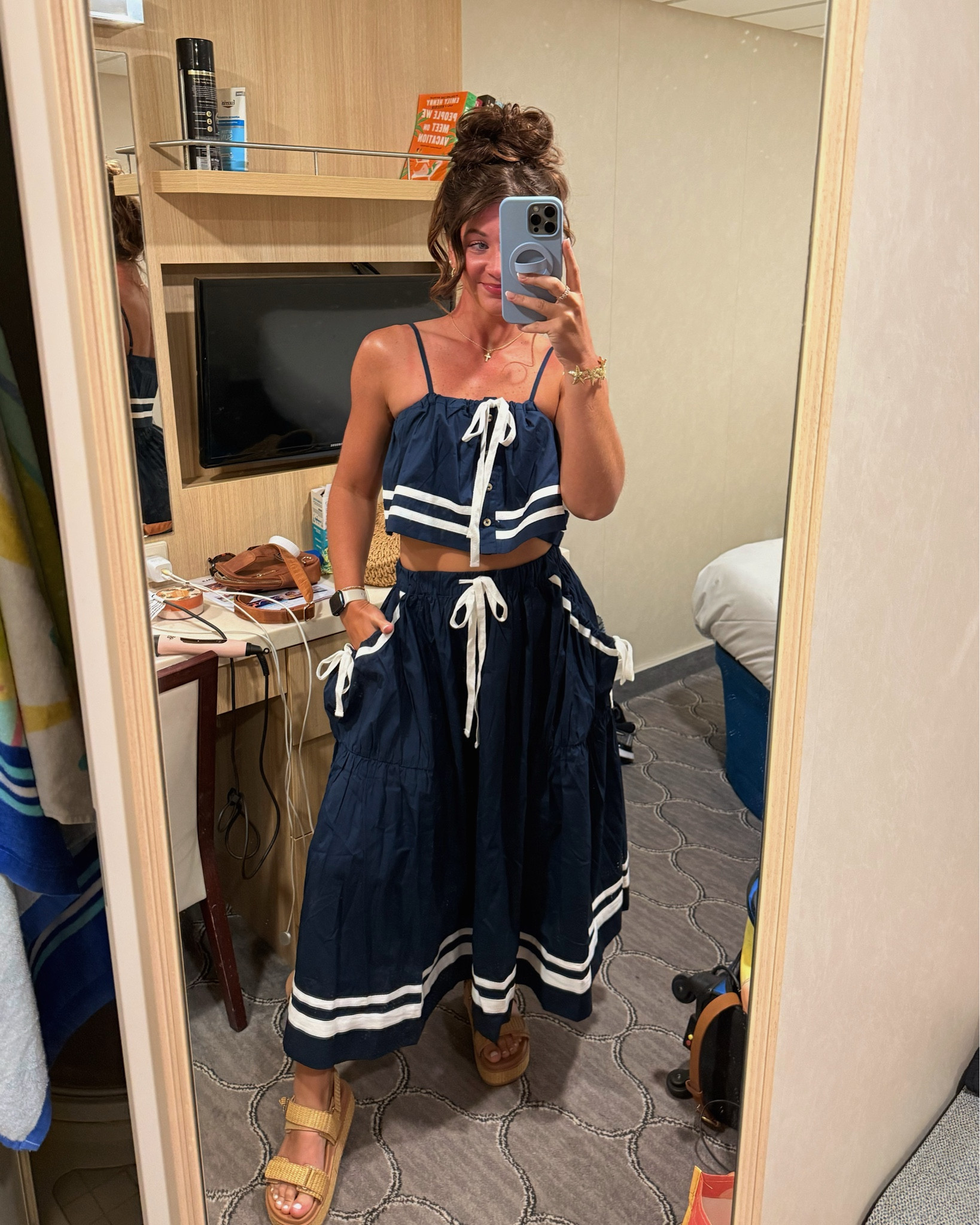 night 2 cruise outfit- LOVE THIS SET !!!

size S in top, size S in bottom- the top is a little restricting if you have a bigger chest

#LTKSummerEdit #LTKU #LTKStyleTip