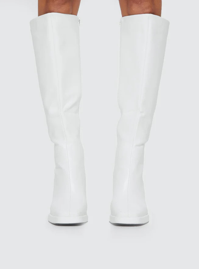 Scarlet Knee High Boots White | Princess Polly US