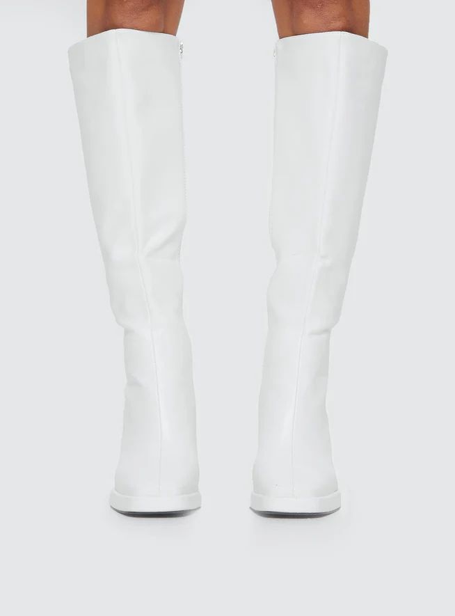 Scarlet Knee High Boots White | Princess Polly US