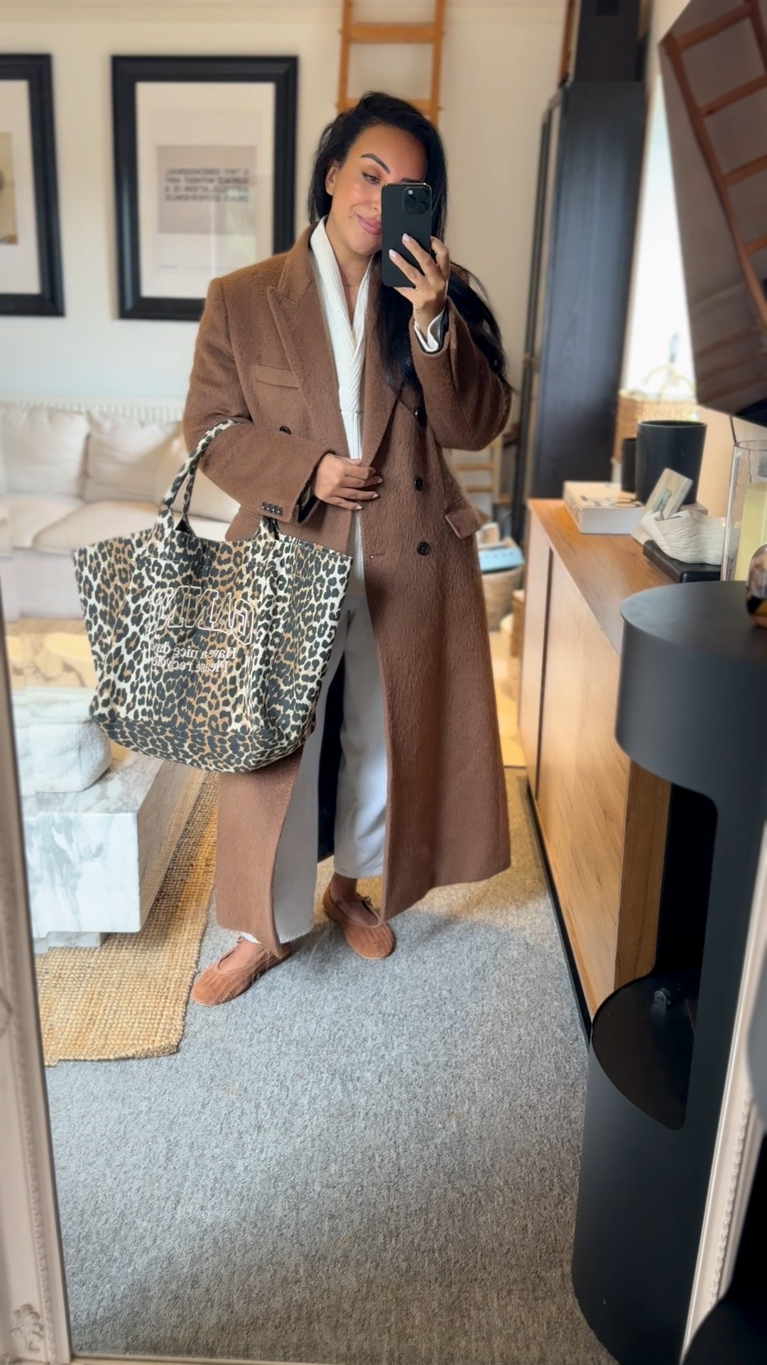 An easy combination for winter: cream and tan! 

#LTKwinter #LTKstyletip #LTKautumn