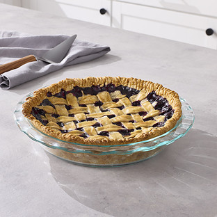 Pyrex® Easy Grab Pie Plate | The Container Store