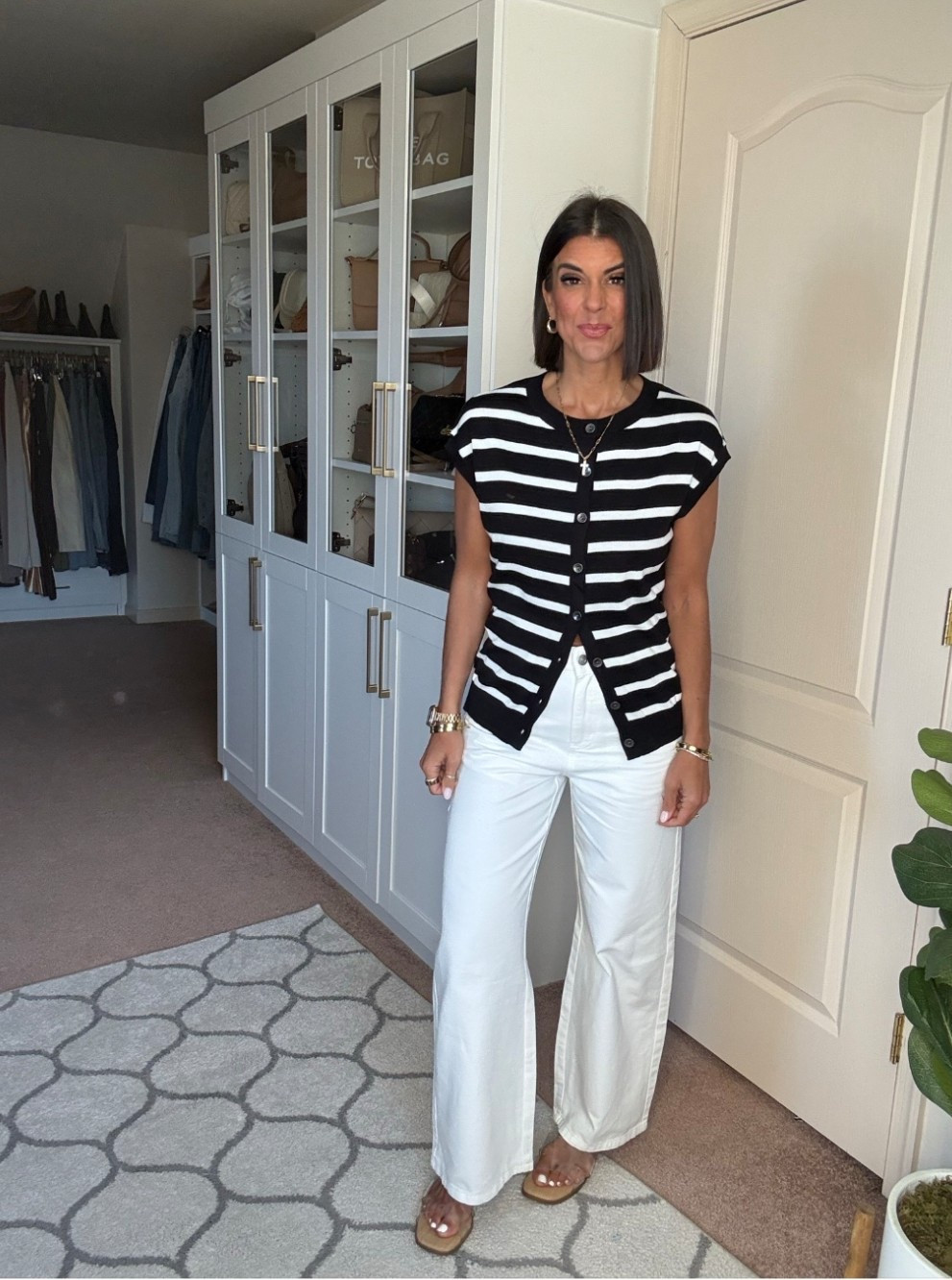 Size small in sweater Size 2 in jeans

#LTKSeasonal