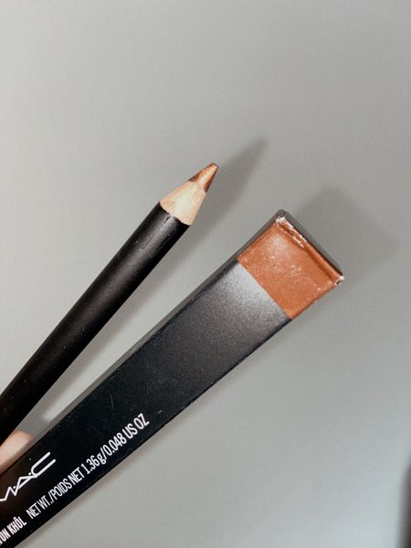 If you have brown eyes, you need to try this Mac Kohl Eyeliner in Teddy 💫 It’s a gorgeous deep bronze shade which looks so flattering for everyday #mac #maccosmetics #eyeliner #beauty #everydaymakeup 

#LTKfindsunder50 #LTKbeauty