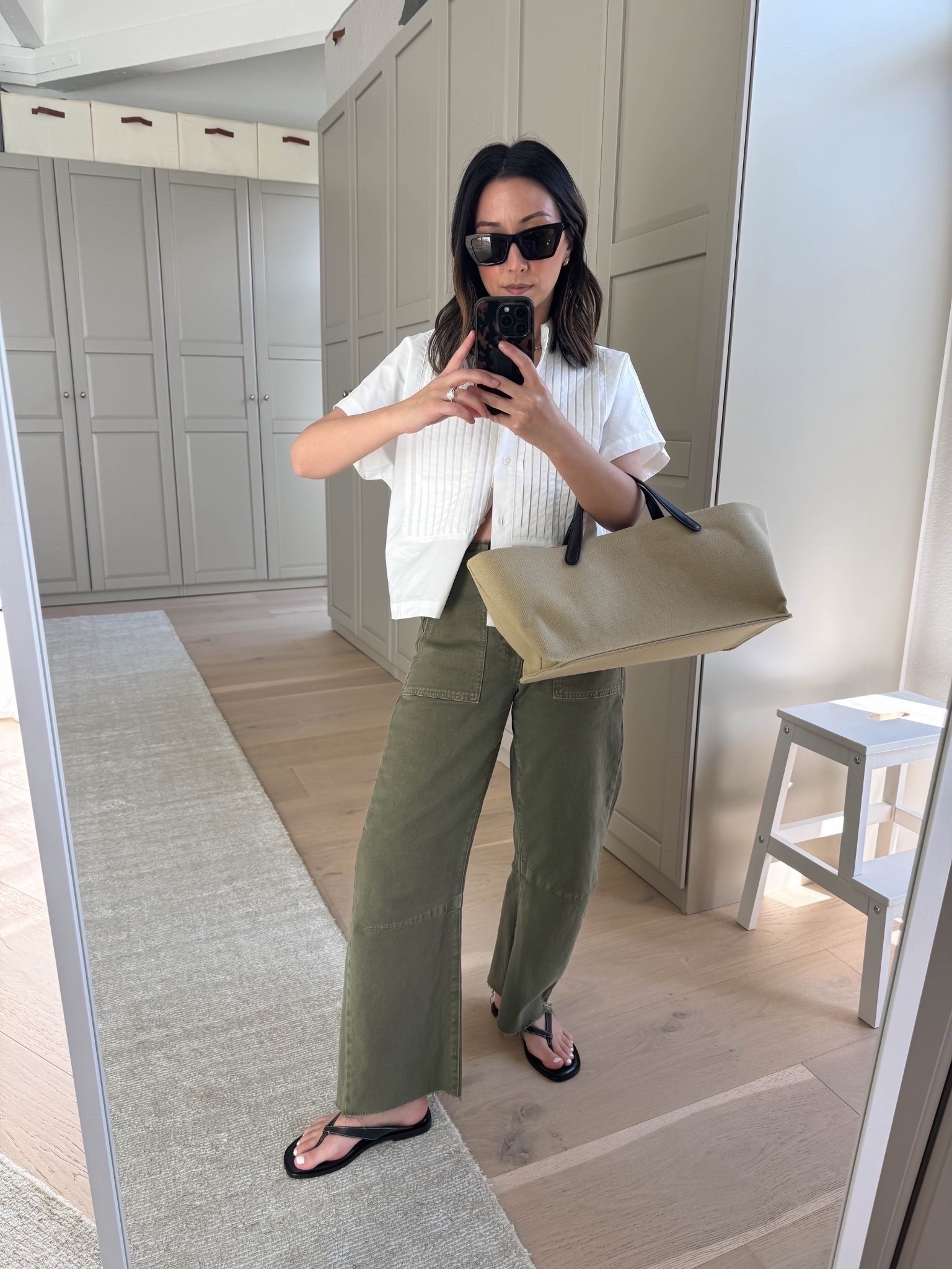 Spring tops, the style that will change everything- poplin tops. These are structured, feminine, classic. 

Tuckernuck top medium - could also wear the small
Le Jean utility barrel 25
Everlane flats 5
Everlane sandals 5
Amazon tote
YSL sunglasses 
Quince earrings 
Dorsey James necklace 15"

Petite style, spring outfits 2026, mom style, 

#LTKPetite #LTKootd #LTKmomlife