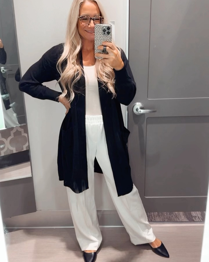 Classic and elegant style meets absolute comfort! Perfect workwear for the office, the classroom, or just out and about. Look well put together while being totally comfortable.

Workwear, work outfit, teacher outfit, office wear, office outfit, back to school.

#LTKFindsUnder50 #LTKWorkwear #LTKStyleTip