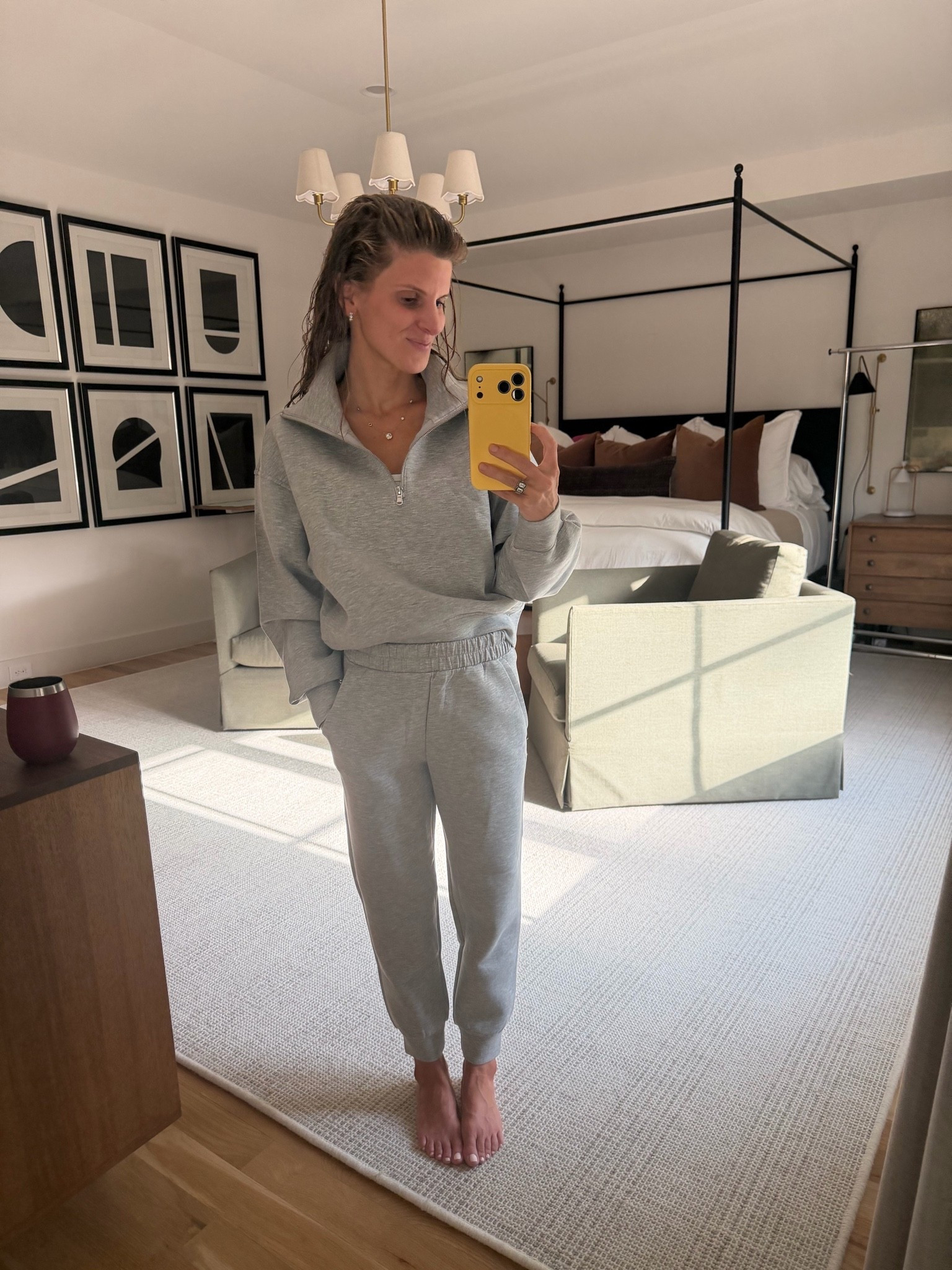 Sweatpants - wearing size XSP
Pullover - XS