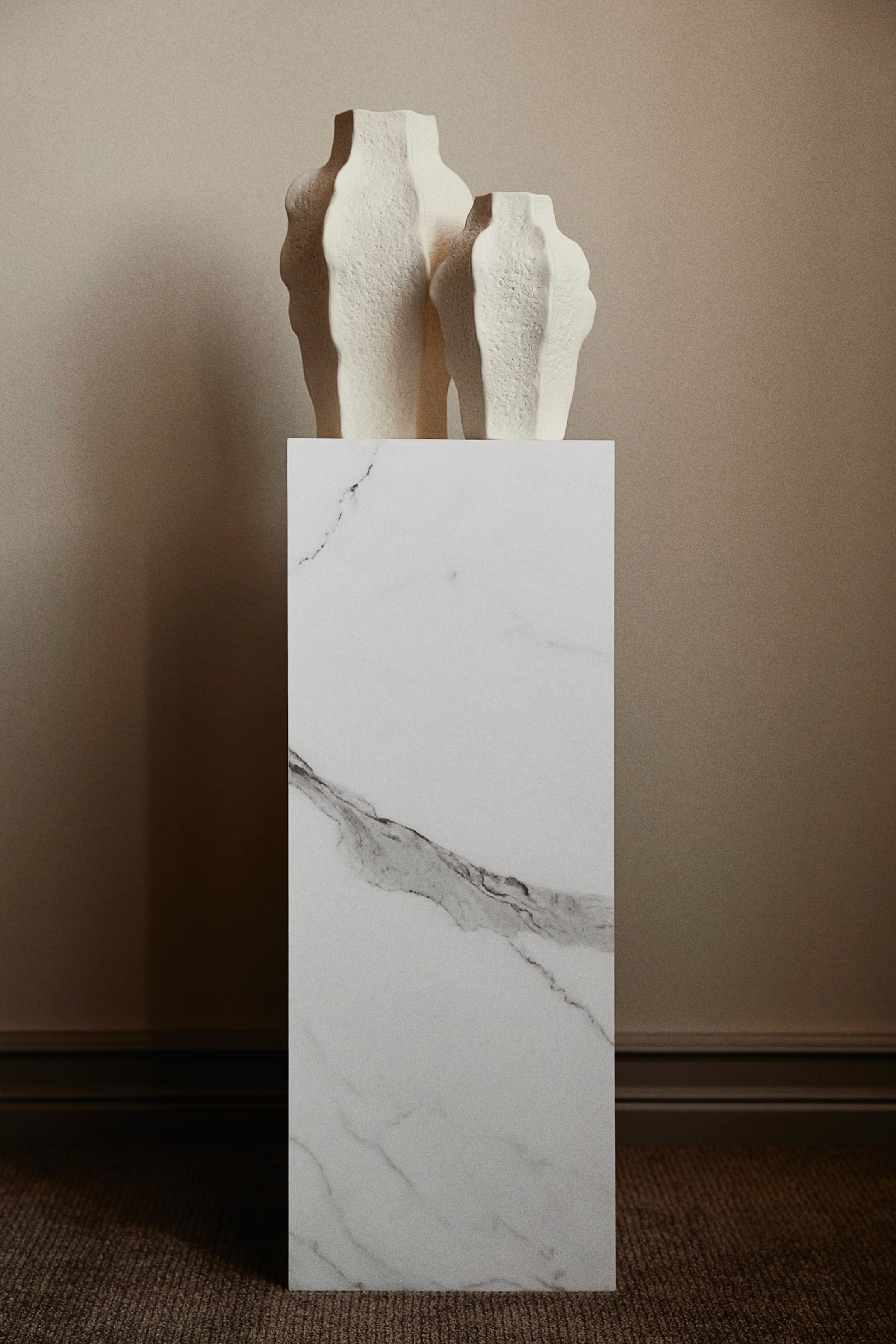Square pedestal - White - Home All | H&M GB | H&M (UK, MY, IN, SG, PH, TW, HK)