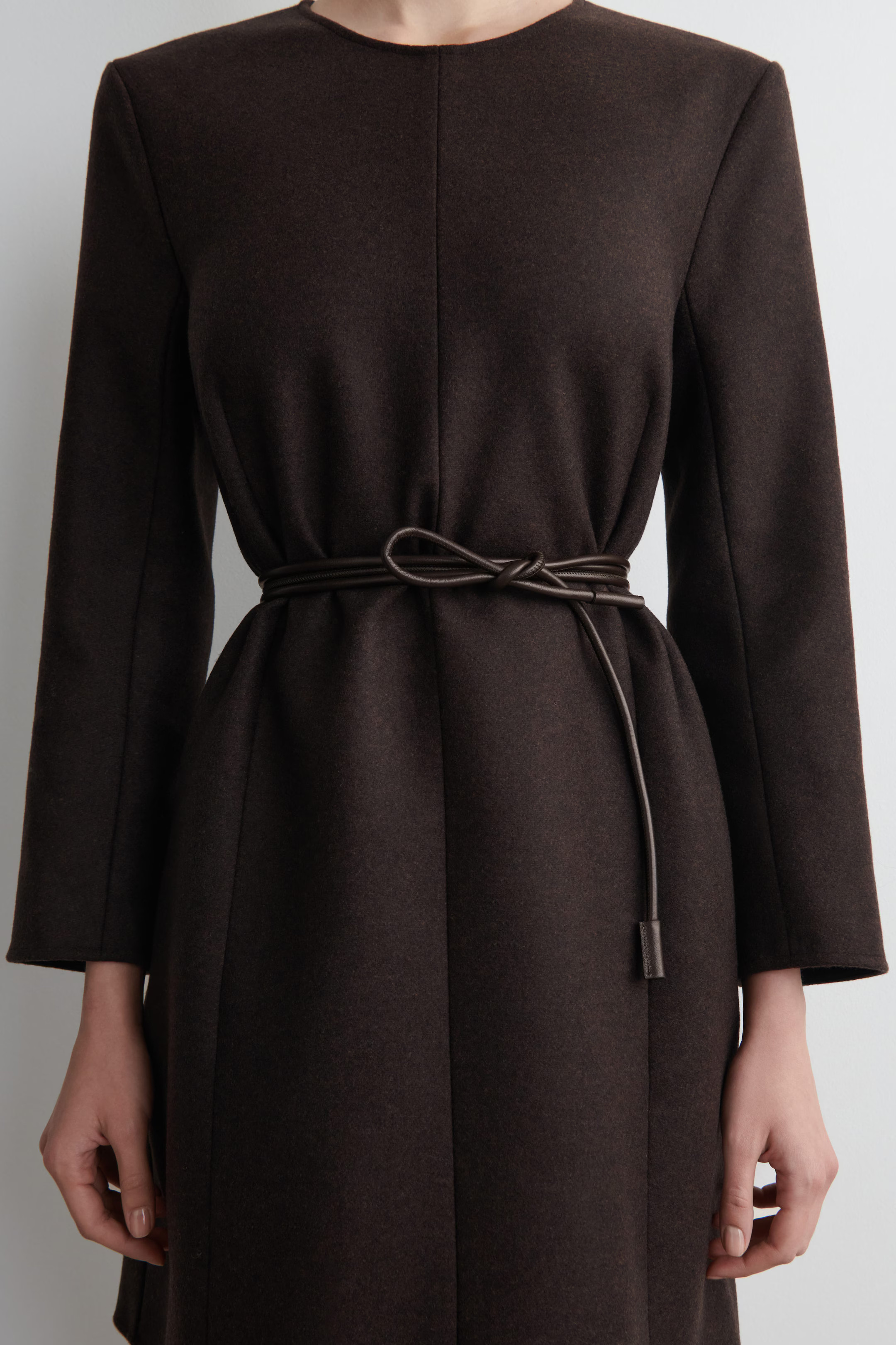 LEATHER ROPE BELT - BROWN | COS GB | COS UK