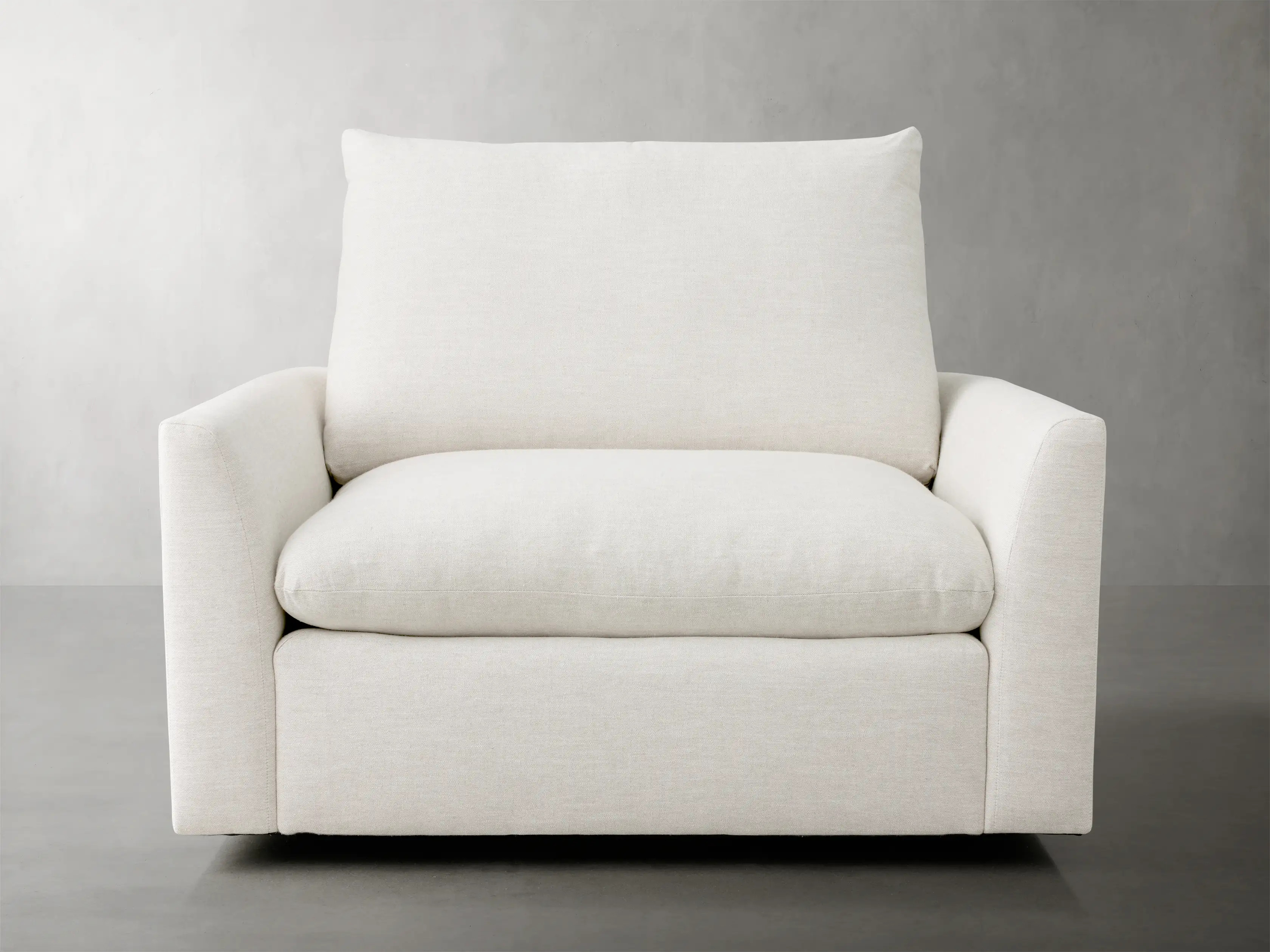 Calistoga Swivel Chair | Arhaus