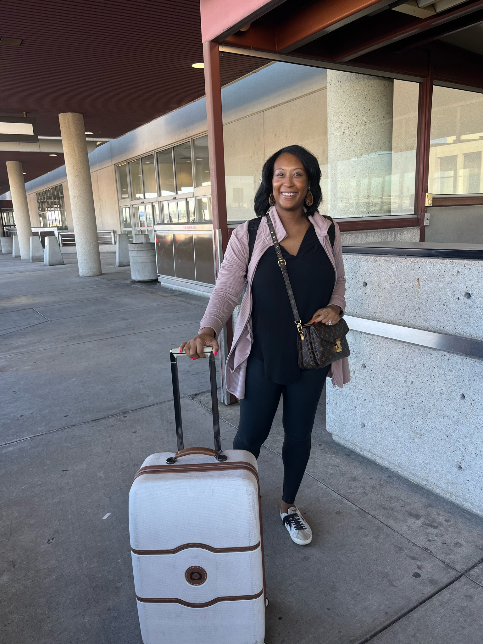 Travel | suitcase | comfy travel outfit | spanx 

#LTKfindsunder100 #LTKSpringSale #LTKover40