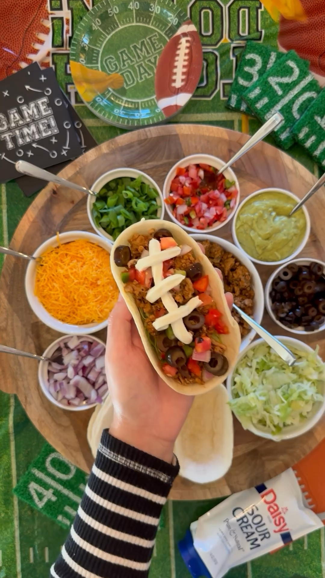 Game Day Taco Boat Bar 🤗🌮🏈😍

#LTKfoodie #LTKSeasonal #LTKHome