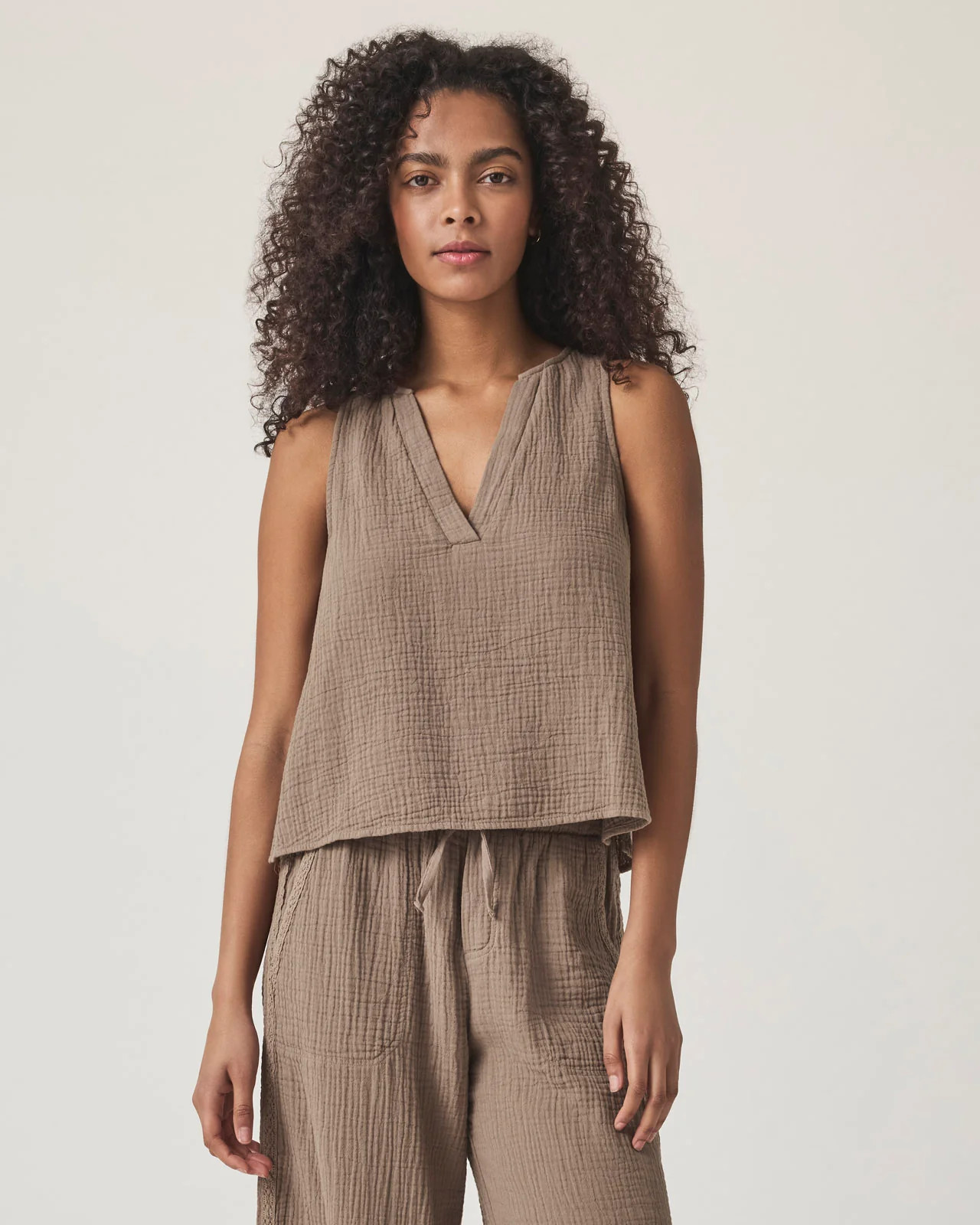 Kit Gauze V-Neck Tank | Splendid