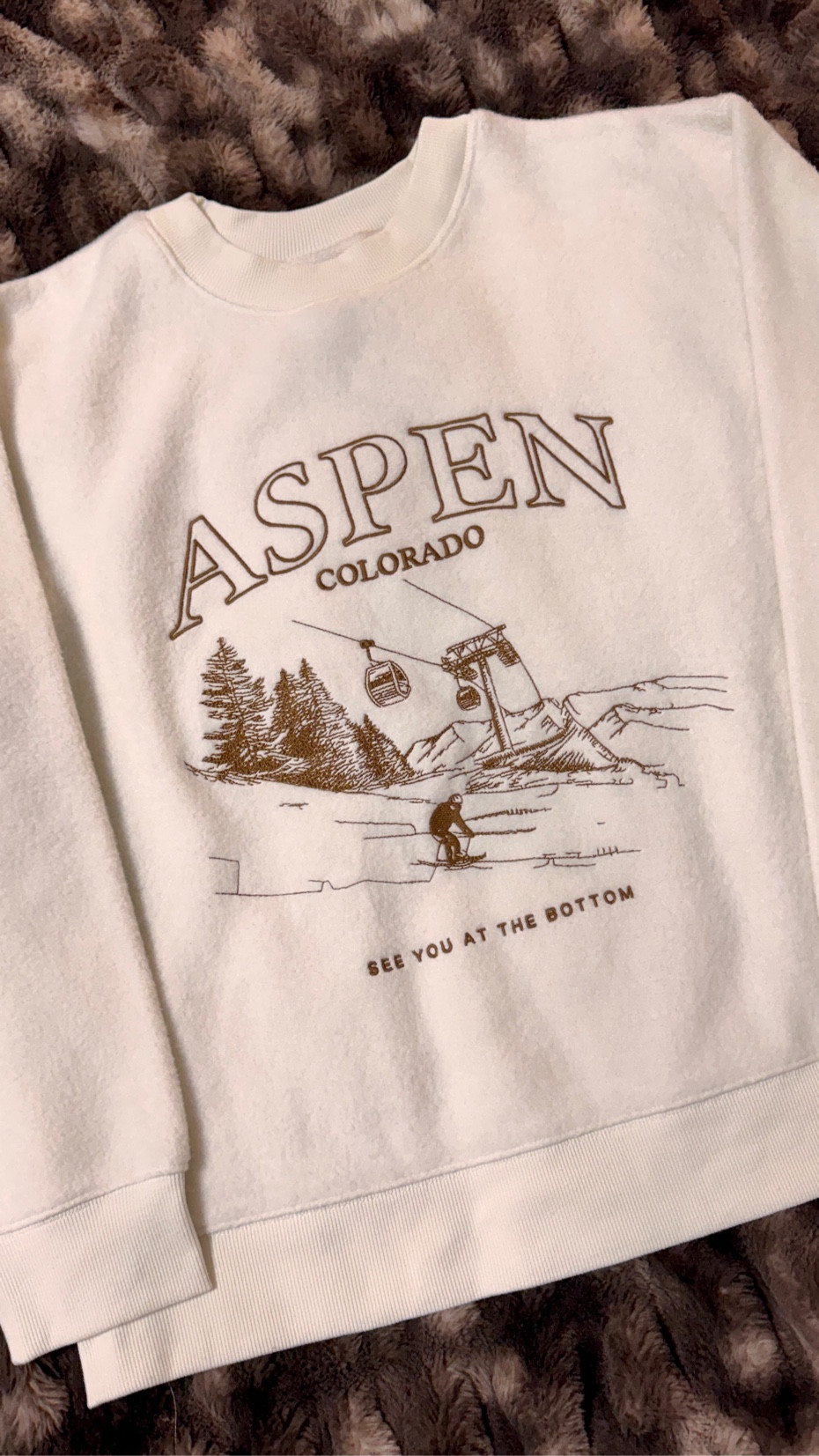 The NEW Alpine Edit collection just dropped and it’s full of cozy textures, lots of layers and versatile knits  

Ski lodge, Alpine Hotel, Fair Isle, Aspen, Mountain Lodge, Cozy Cabin, Faux Fur, Fireside Lounger, Alpine Chic, cozy sweaters, cozy sweatshirt 

#LTKSaleAlert #LTKCyberWeek #LTKHoliday