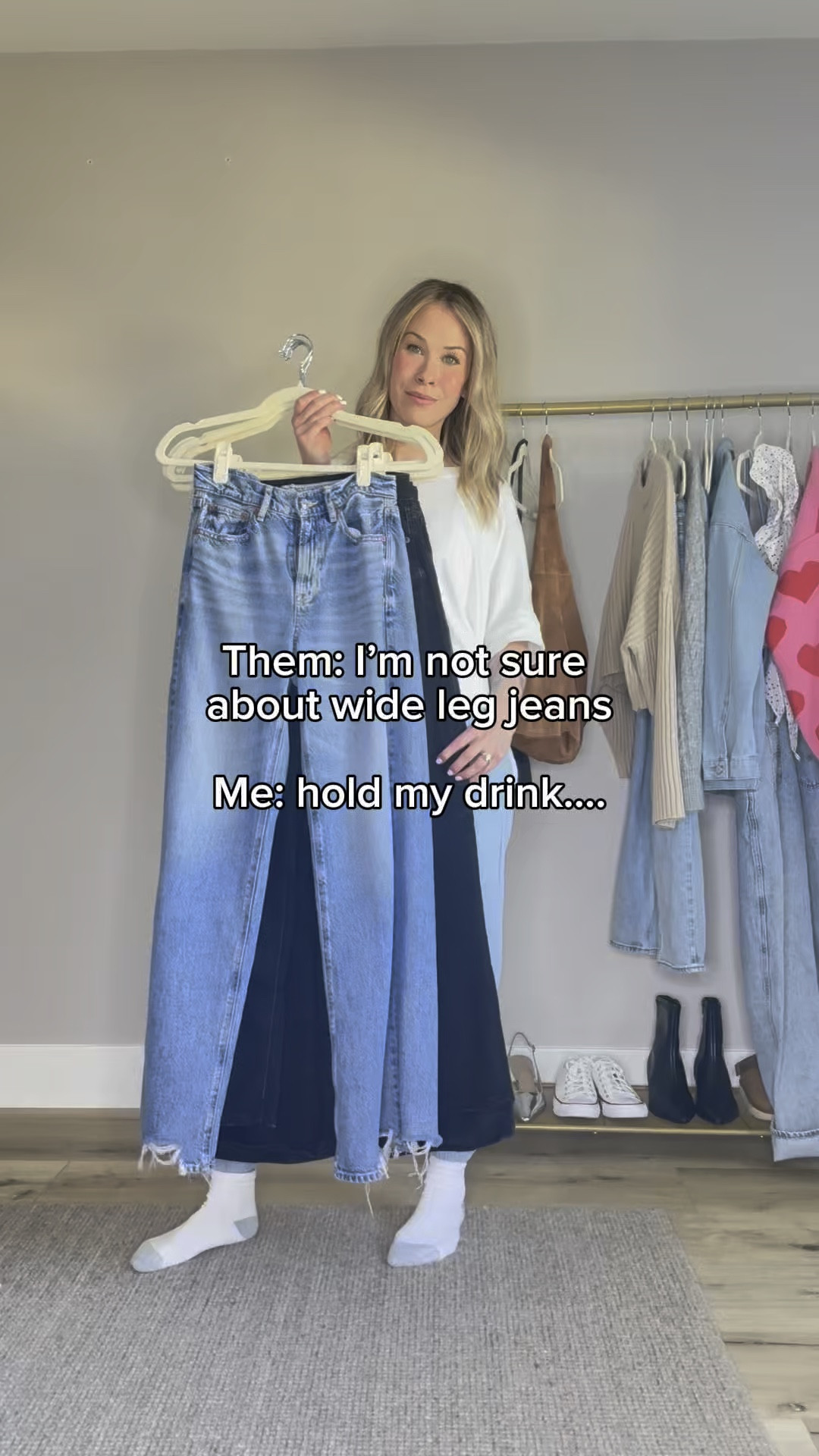My favorite wide leg jeans all under $100 

#LTKStyleTip #LTKFindsUnder100