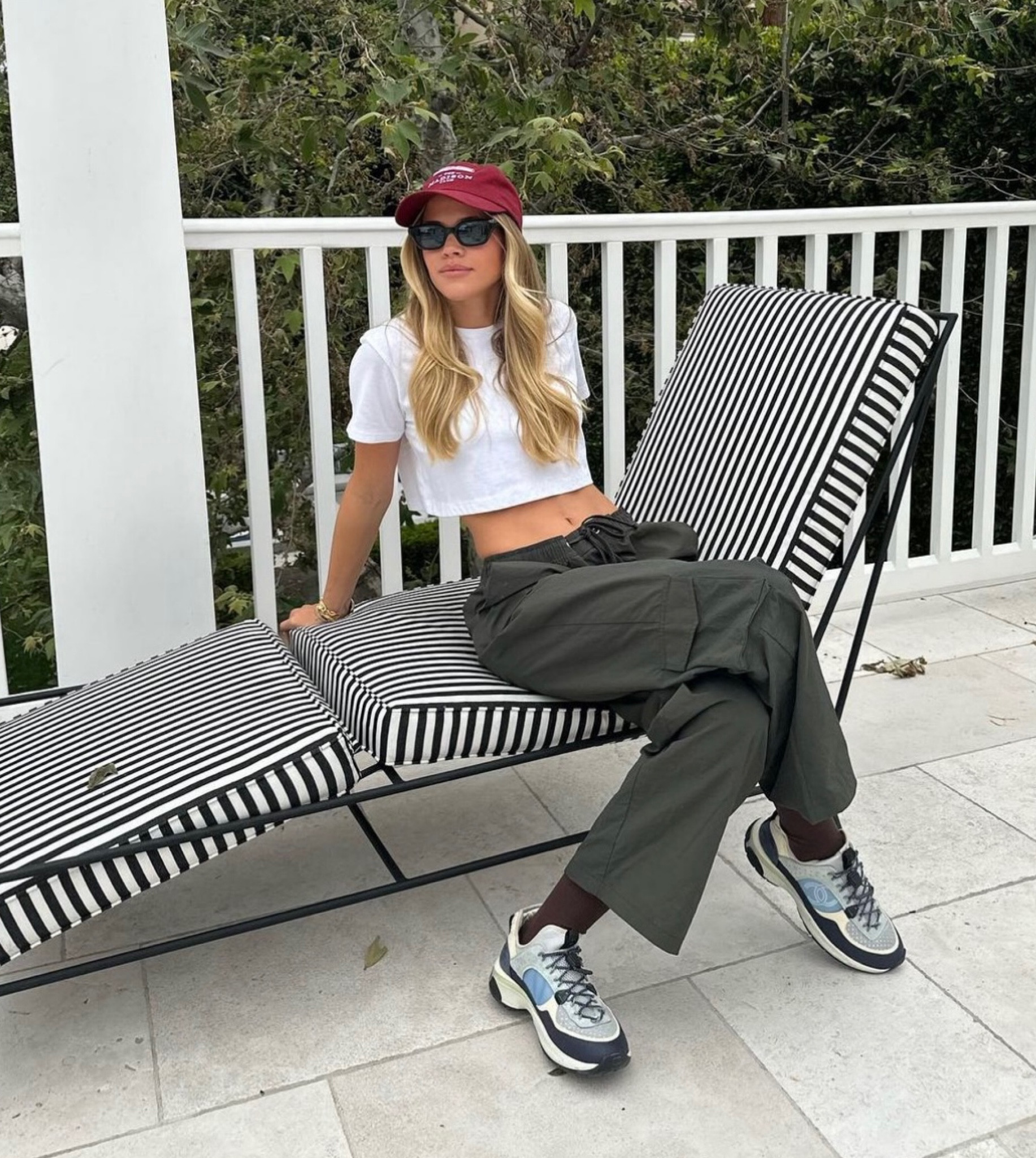 Sofia Richie is an ICON! Recreate this casual, cool look with AFFORDABLE pieces! 🤍 #sofiarichie #luxeforless

#LTKunder100 #LTKstyletip #LTKFind