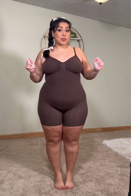 Brown body suit : Size 2X 🤎🐻