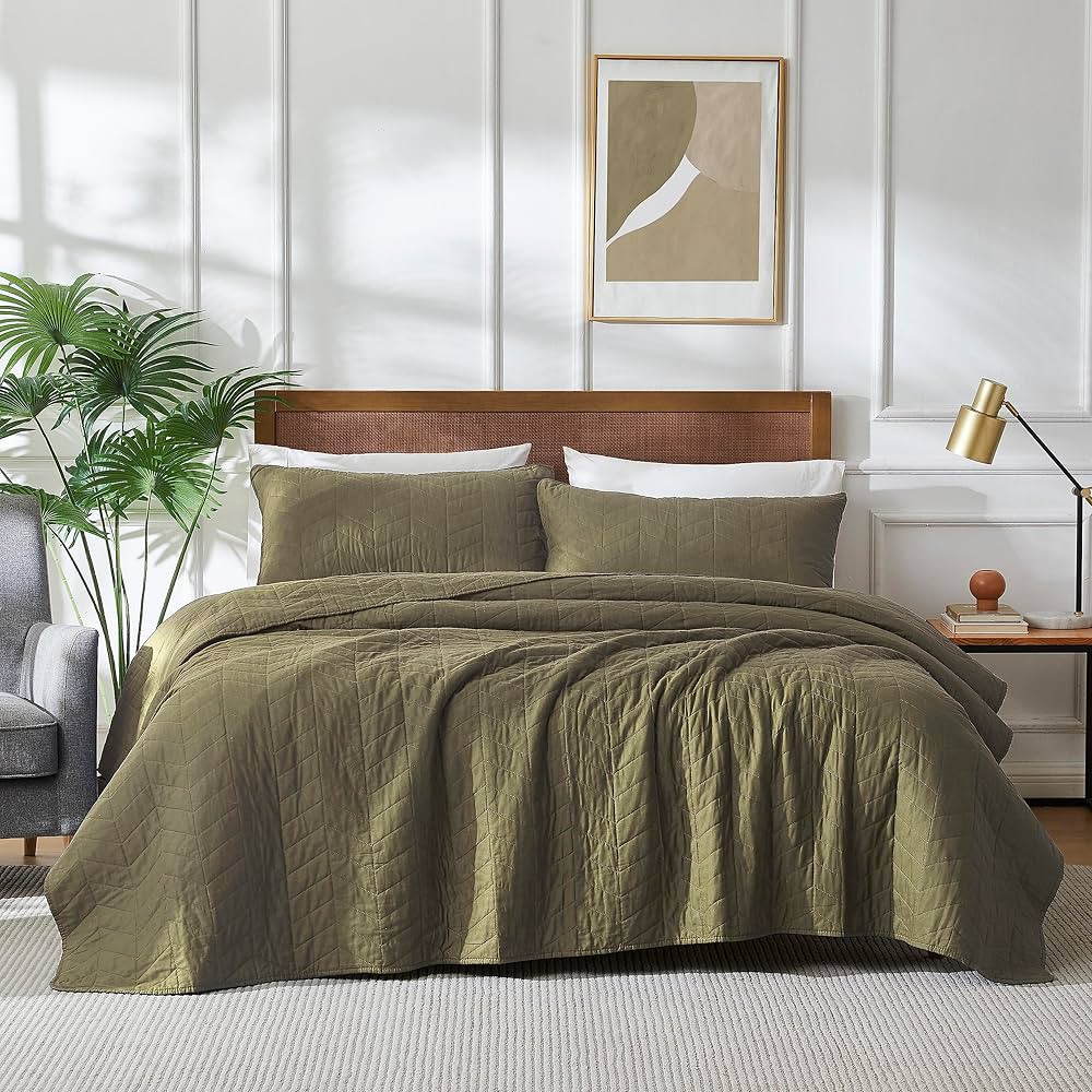 palassio Green Cotton Quilt California Cal King Size Bedding Sets with Pillow Shams, Olive Oversi... | Amazon (US)