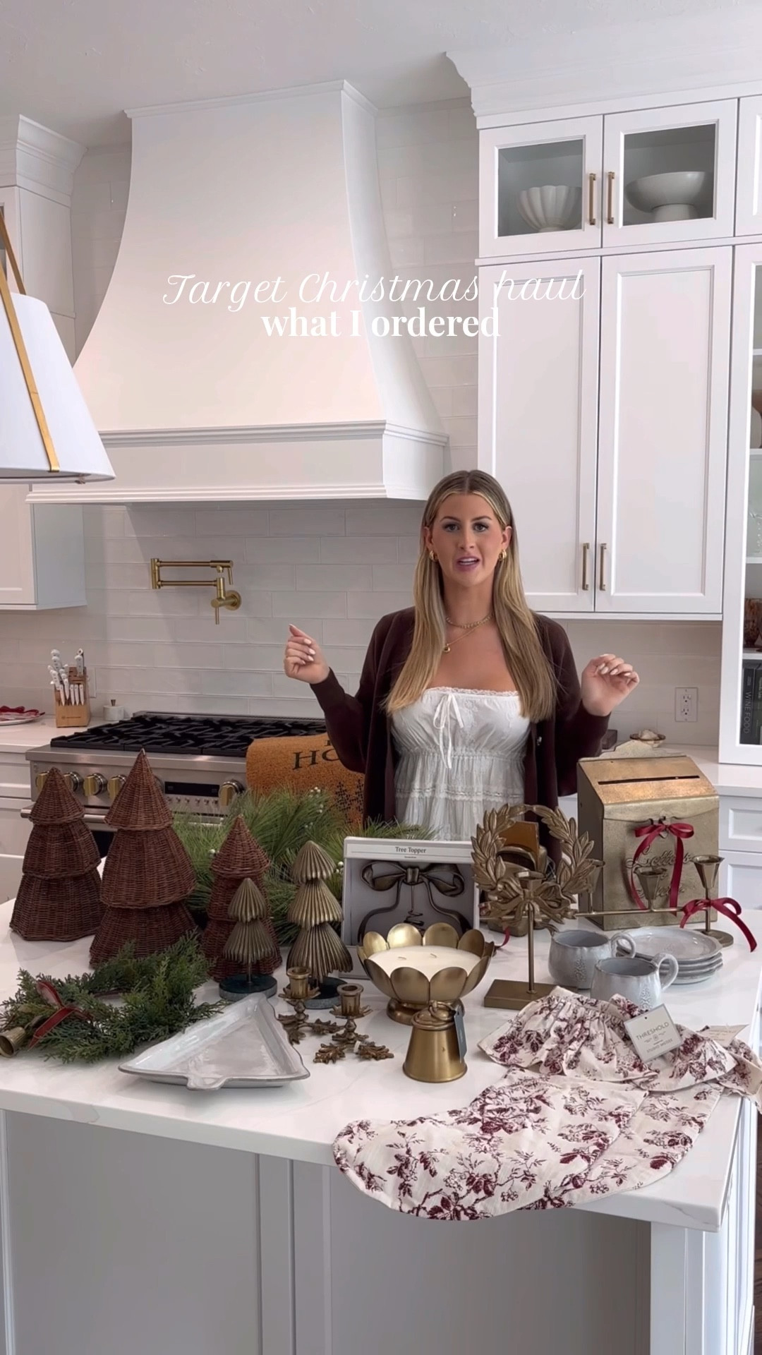 Target Christmas haul! 🌲 a lot is selling out quick but they usually restock or have it available in stores soon! ❤️


Christmas haul
Christmas decor
Holiday finds
Hearth and Hand
Studio McGee 
Decorate with me
Christmas ideas 

#LTKStyleTip #LTKHome #LTKSeasonal