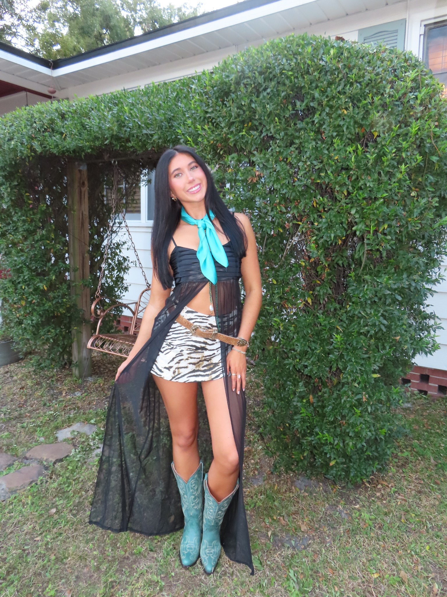 Treaty Oak Concert Outfit! 

#LTKootd #LTKFindsUnder100 #LTKU