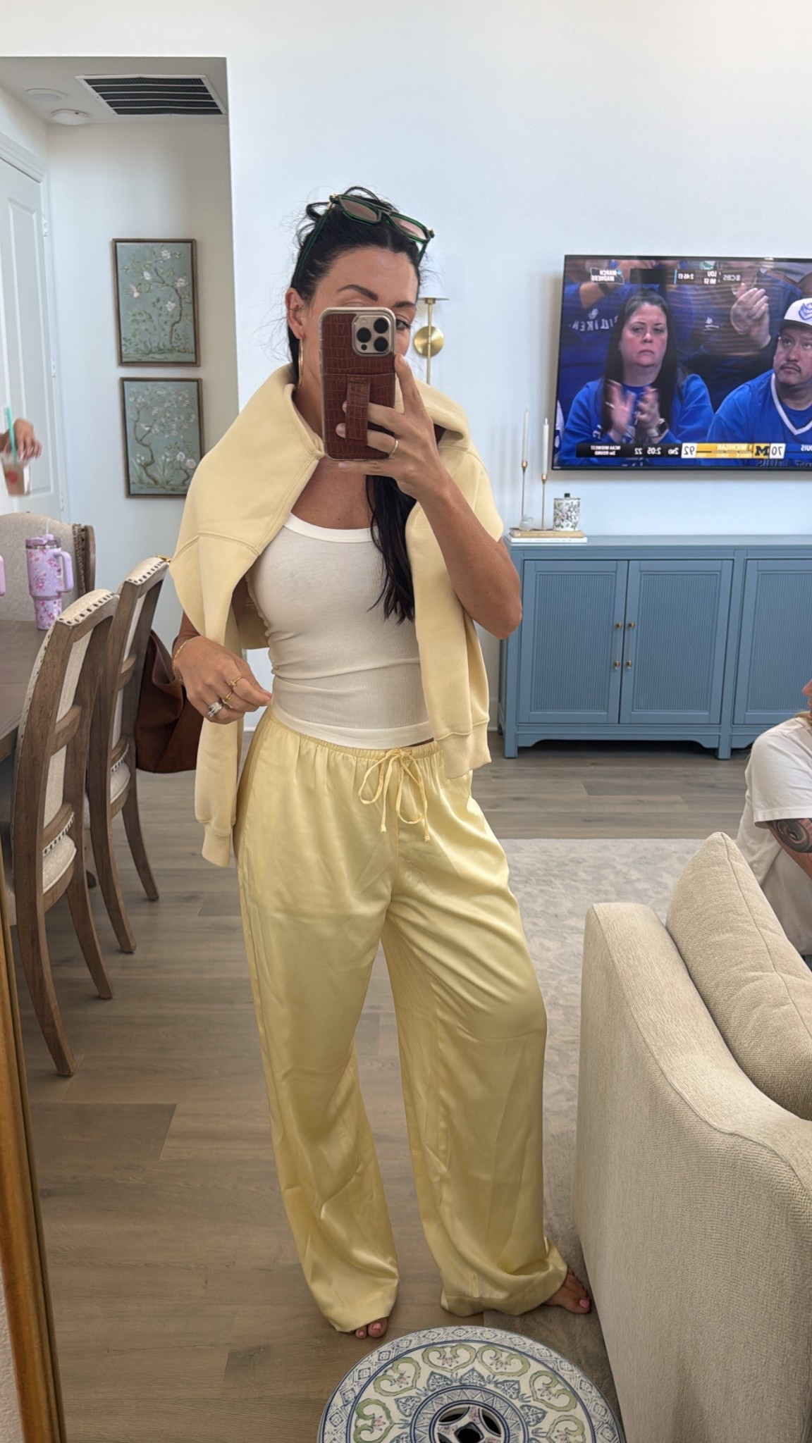 Exploring Texas today! Wearing an Abercrombie pullover size small // @12th Tribe tank size small // @abercrombie satin pants size small 



#LTKdayinmylife #LTKootd #LTKgrwm