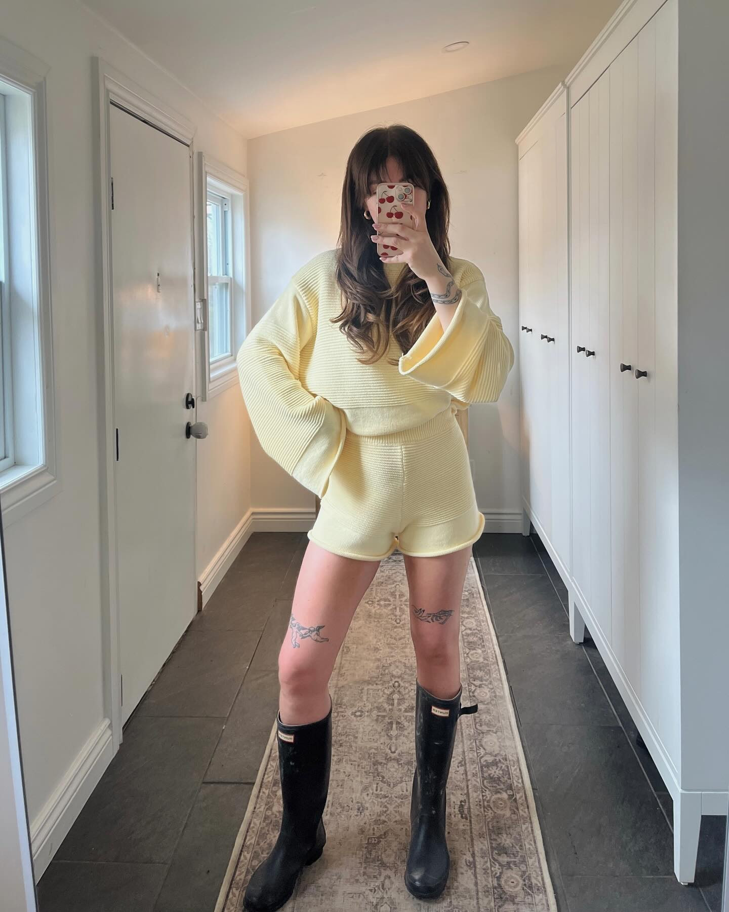 The perfect rainy day fit @princesspollyboutique ☔️🌧️