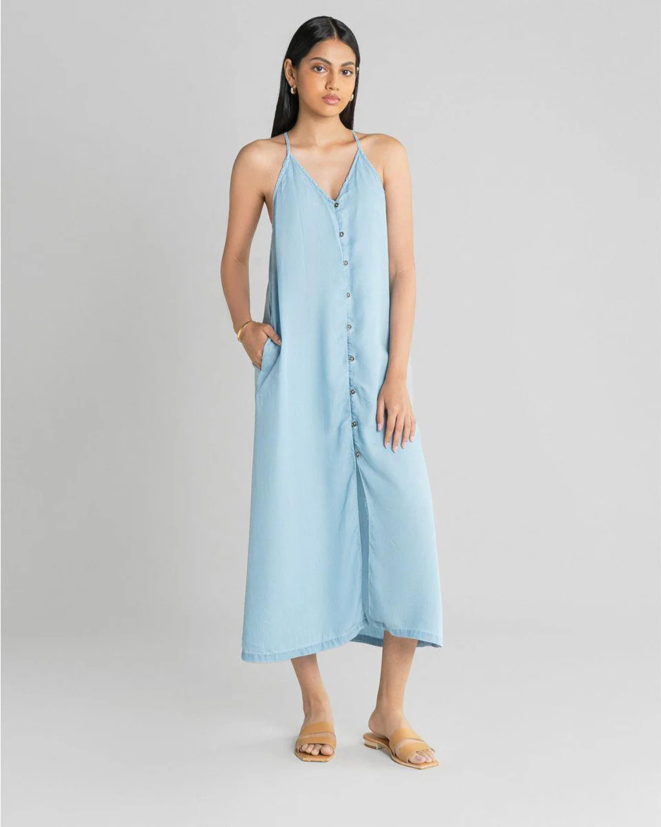 IN THE MOOD FOR LOVE DENIM MAXI DRESS | Reistor